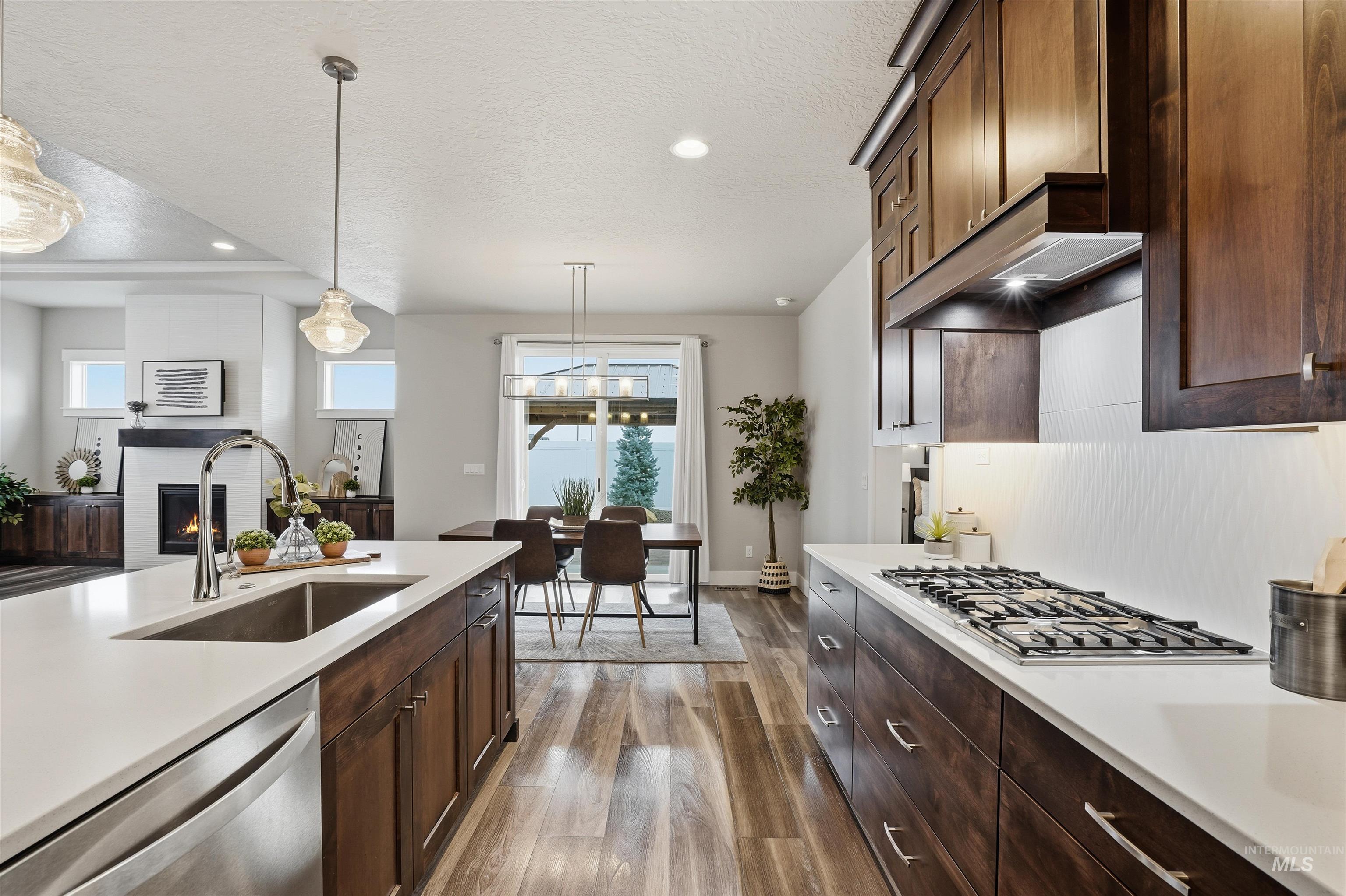 8087 Tandy Cove St, Middleton, Idaho 83644-6170, 3 Bedrooms, 2 Bathrooms, Residential For Sale, Price $549,990,MLS 98973943