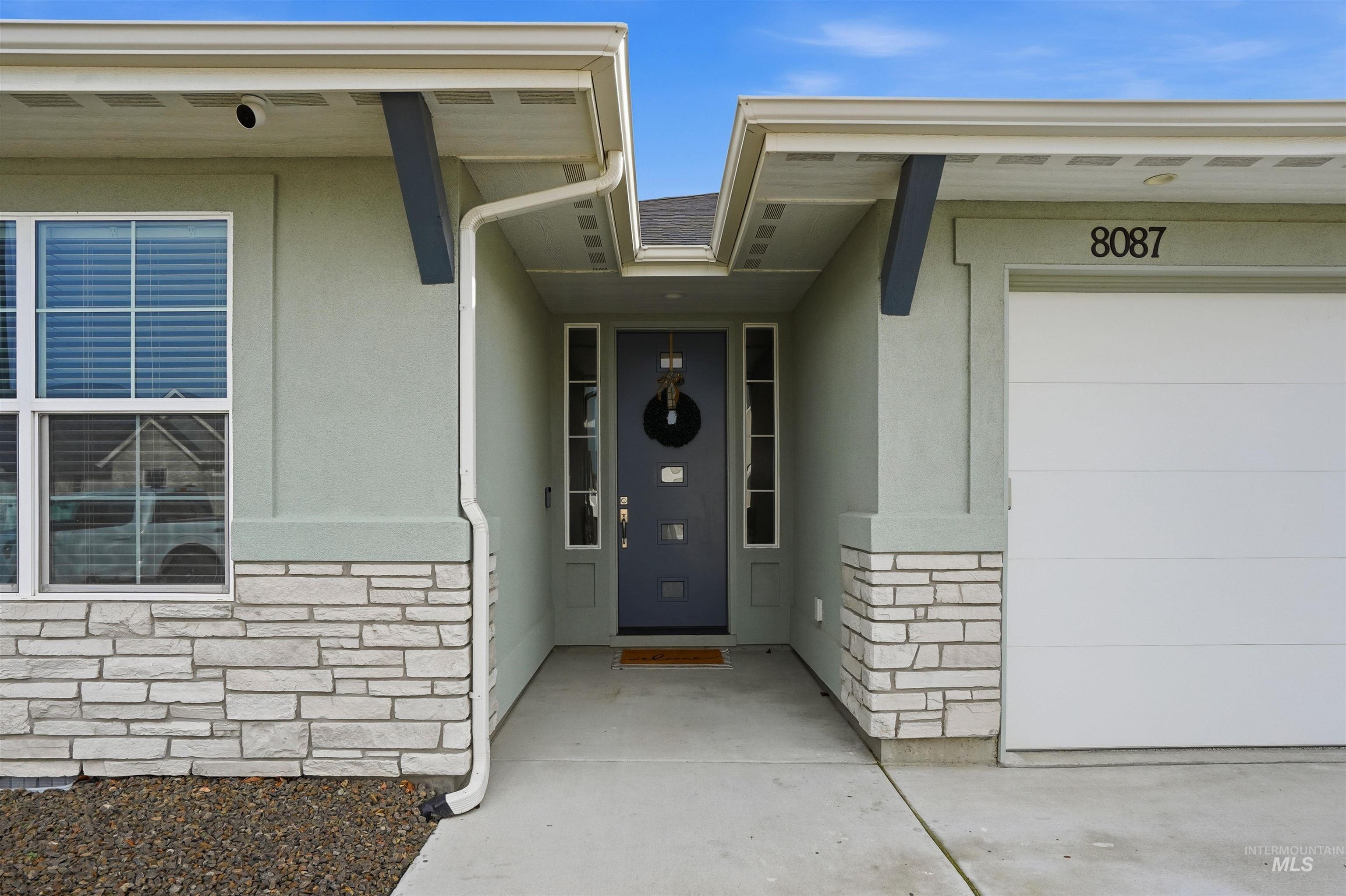 8087 Tandy Cove St, Middleton, Idaho 83644-6170, 3 Bedrooms, 2 Bathrooms, Residential For Sale, Price $549,990,MLS 98973943