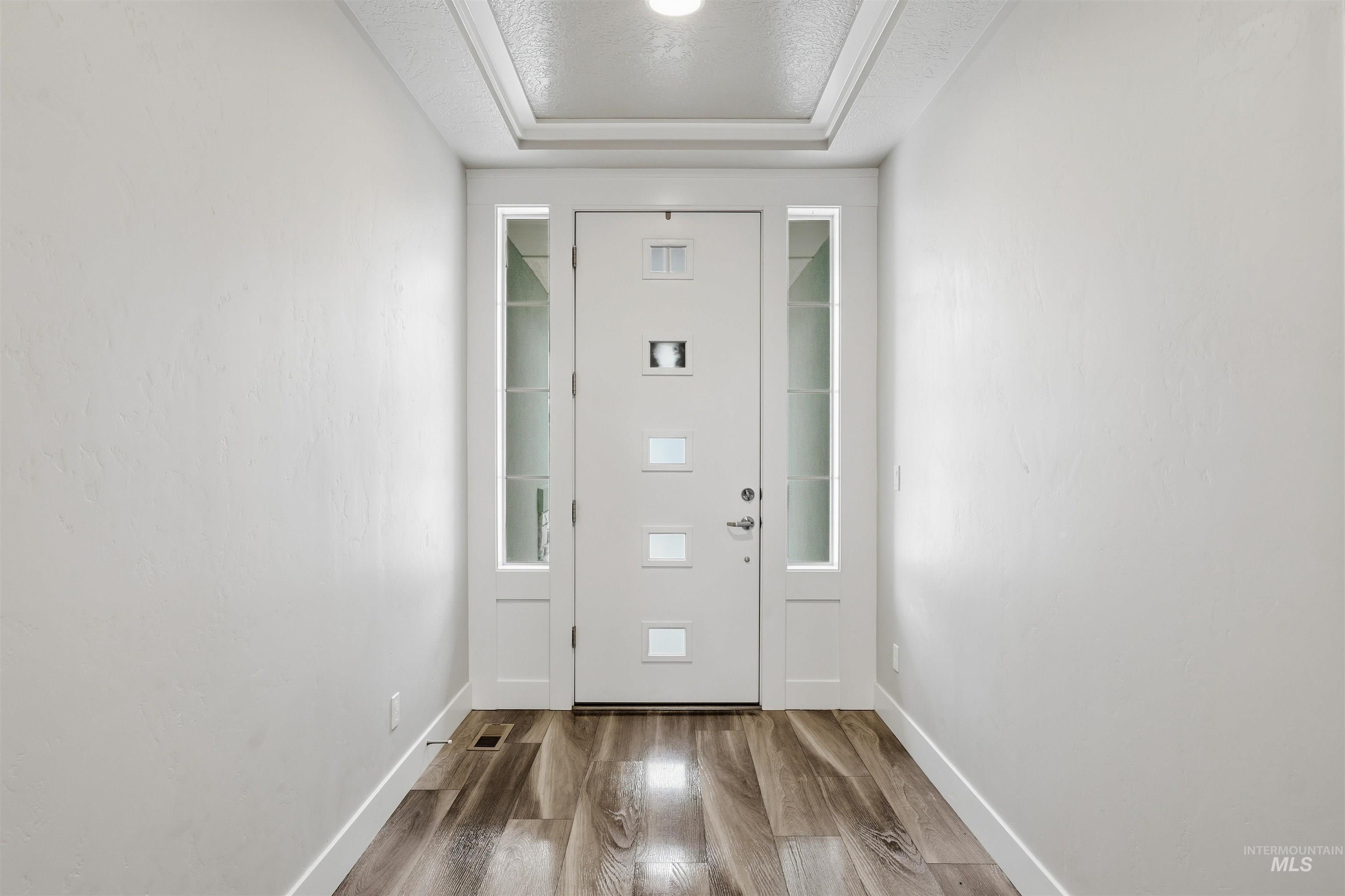 8087 Tandy Cove St, Middleton, Idaho 83644-6170, 3 Bedrooms, 2 Bathrooms, Residential For Sale, Price $549,990,MLS 98973943