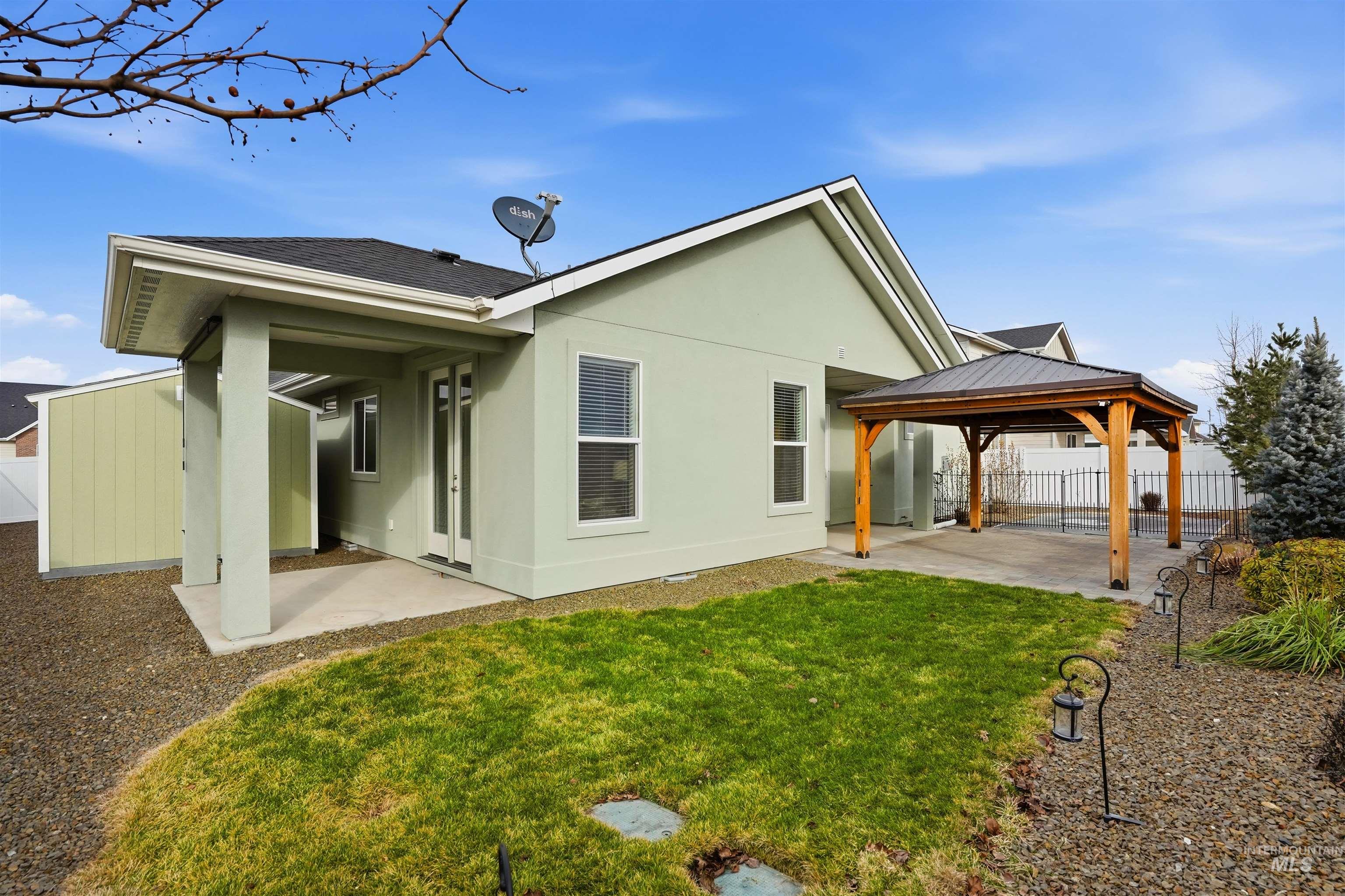 8087 Tandy Cove St, Middleton, Idaho 83644-6170, 3 Bedrooms, 2 Bathrooms, Residential For Sale, Price $549,990,MLS 98973943