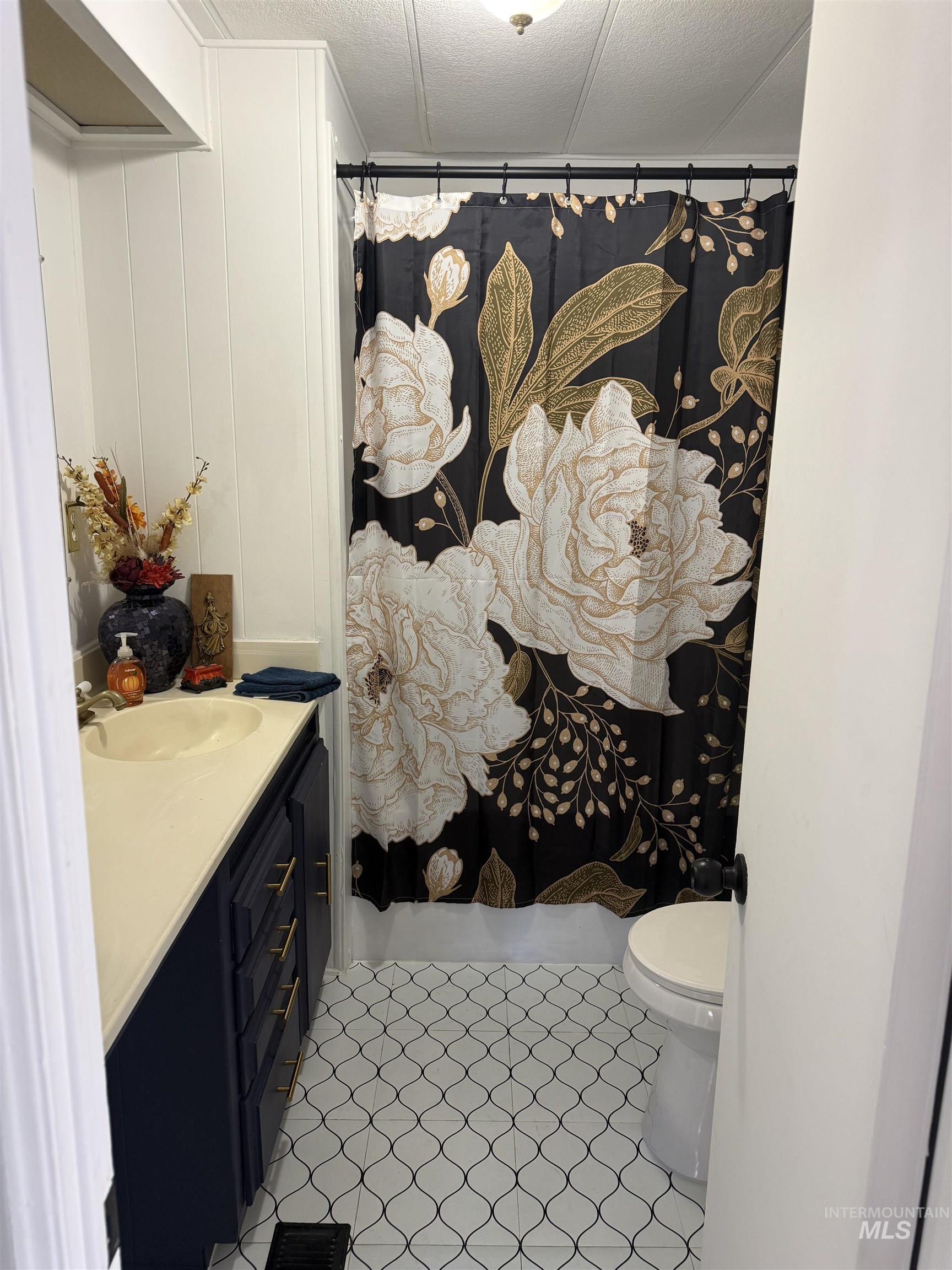 605 N Almon St #44, Moscow, Idaho 83843, 3 Bedrooms, 2 Bathrooms, Residential For Sale, Price $75,000,MLS 98973944