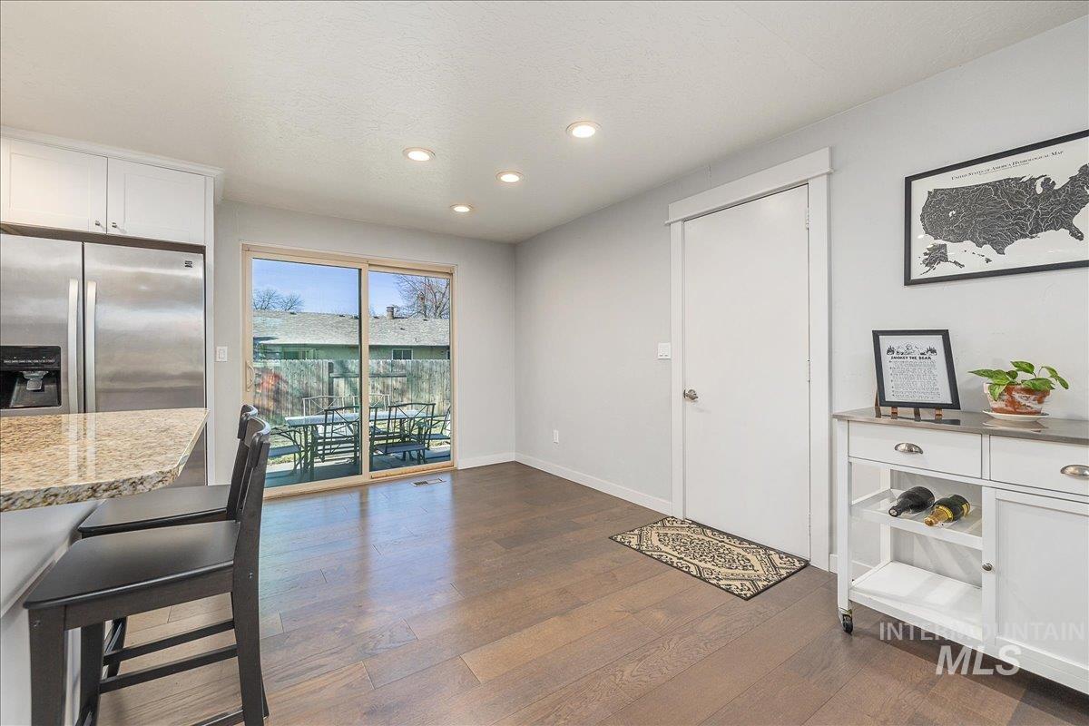 2803 S Odle Way, Boise, Idaho 83705, 3 Bedrooms, 2 Bathrooms, Residential For Sale, Price $470,000,MLS 98973945