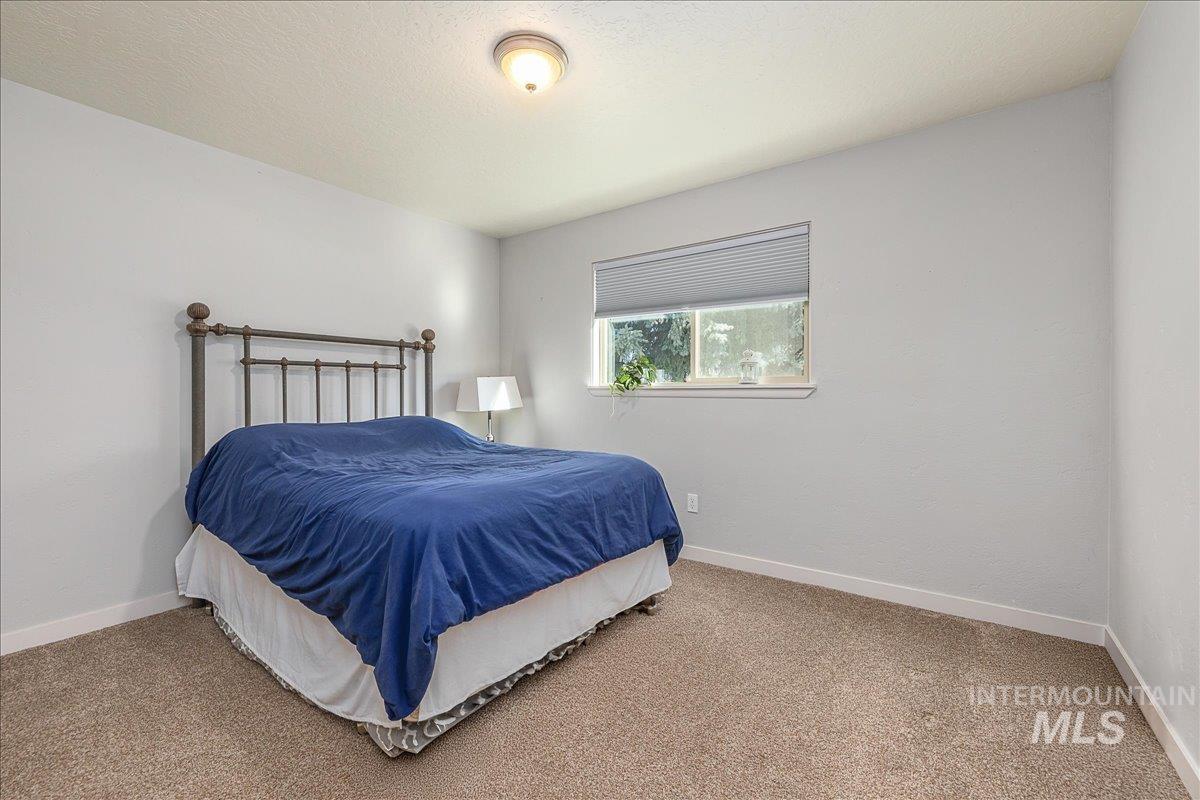 2803 S Odle Way, Boise, Idaho 83705, 3 Bedrooms, 2 Bathrooms, Residential For Sale, Price $470,000,MLS 98973945