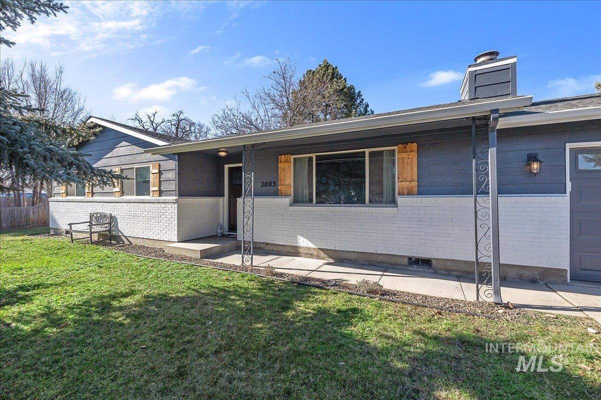 2803 S Odle Way, Boise, Idaho 83705, 3 Bedrooms, 2 Bathrooms, Residential For Sale, Price $470,000,MLS 98973945