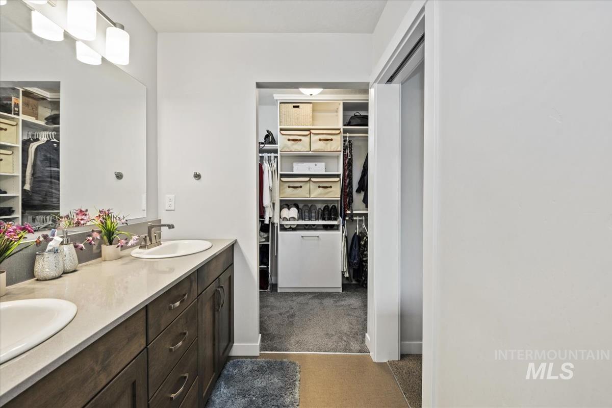 193 W Haniken St, Meridian, Idaho 83642, 2 Bedrooms, 2 Bathrooms, Residential For Sale, Price $409,990,MLS 98973946