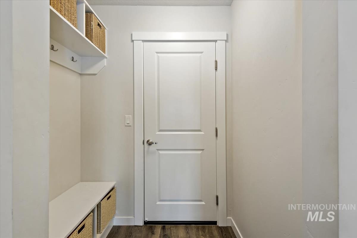 193 W Haniken St, Meridian, Idaho 83642, 2 Bedrooms, 2 Bathrooms, Residential For Sale, Price $404,990, 98973946