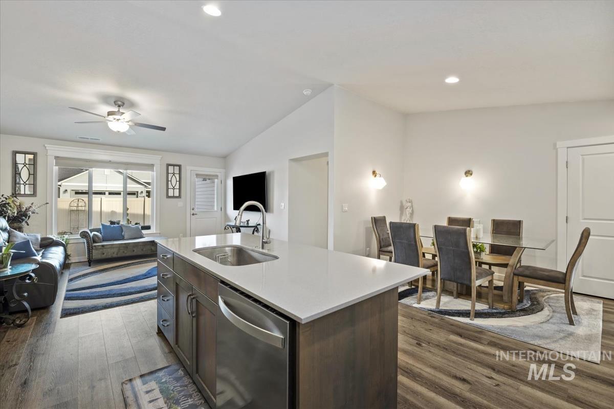 193 W Haniken St, Meridian, Idaho 83642, 2 Bedrooms, 2 Bathrooms, Residential For Sale, Price $404,990, 98973946