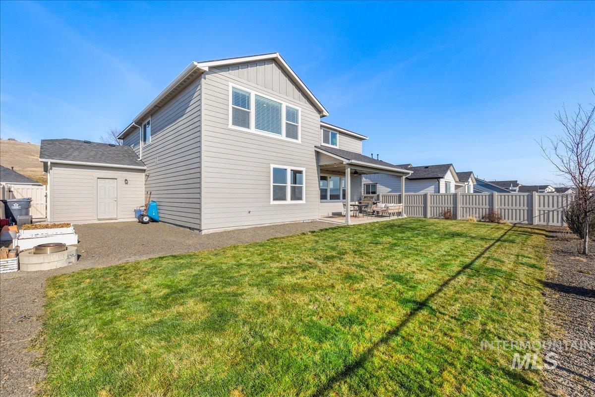 10667 W Royal Fern Ct., Star, Idaho 83669, 4 Bedrooms, 2.5 Bathrooms, Residential For Sale, Price $699,900,MLS 98973947