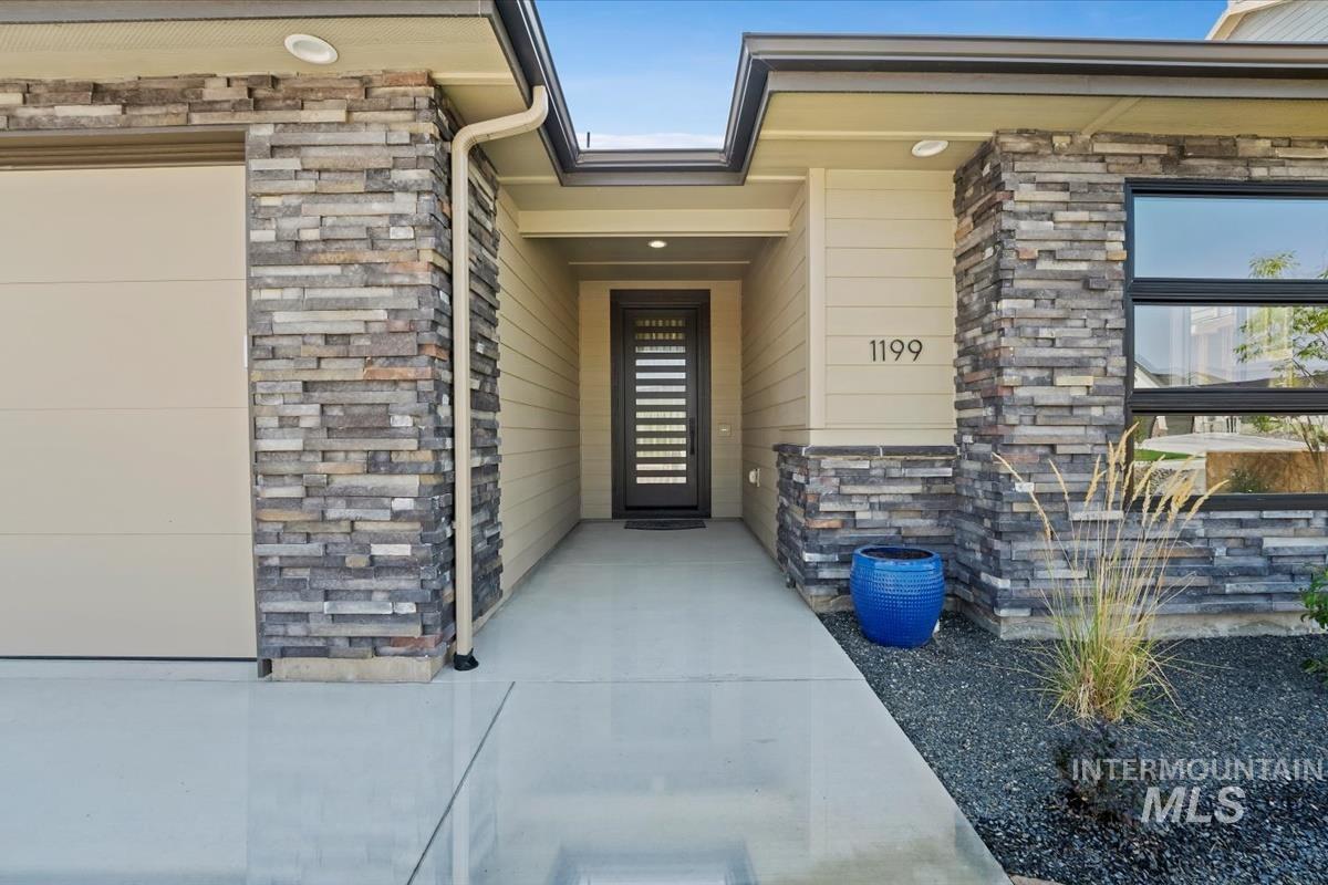 1199 W Ultar Dr, Nampa, Idaho 83686, 3 Bedrooms, 2 Bathrooms, Residential For Sale, Price $669,900,MLS 98973948