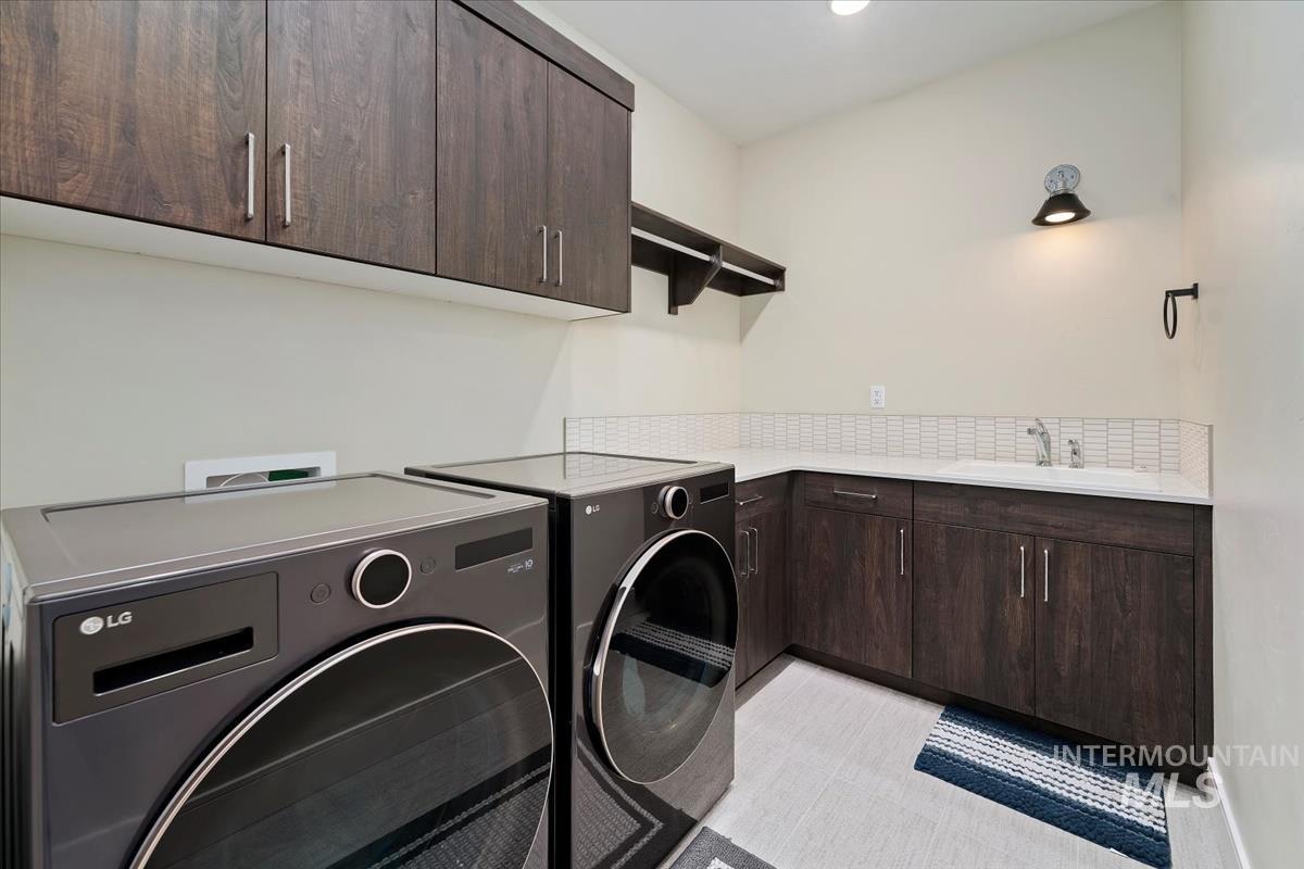 1199 W Ultar Dr, Nampa, Idaho 83686, 3 Bedrooms, 2 Bathrooms, Residential For Sale, Price $669,900,MLS 98973948