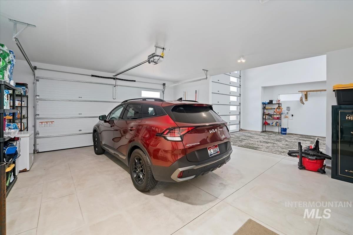 1199 W Ultar Dr, Nampa, Idaho 83686, 3 Bedrooms, 2 Bathrooms, Residential For Sale, Price $669,900,MLS 98973948