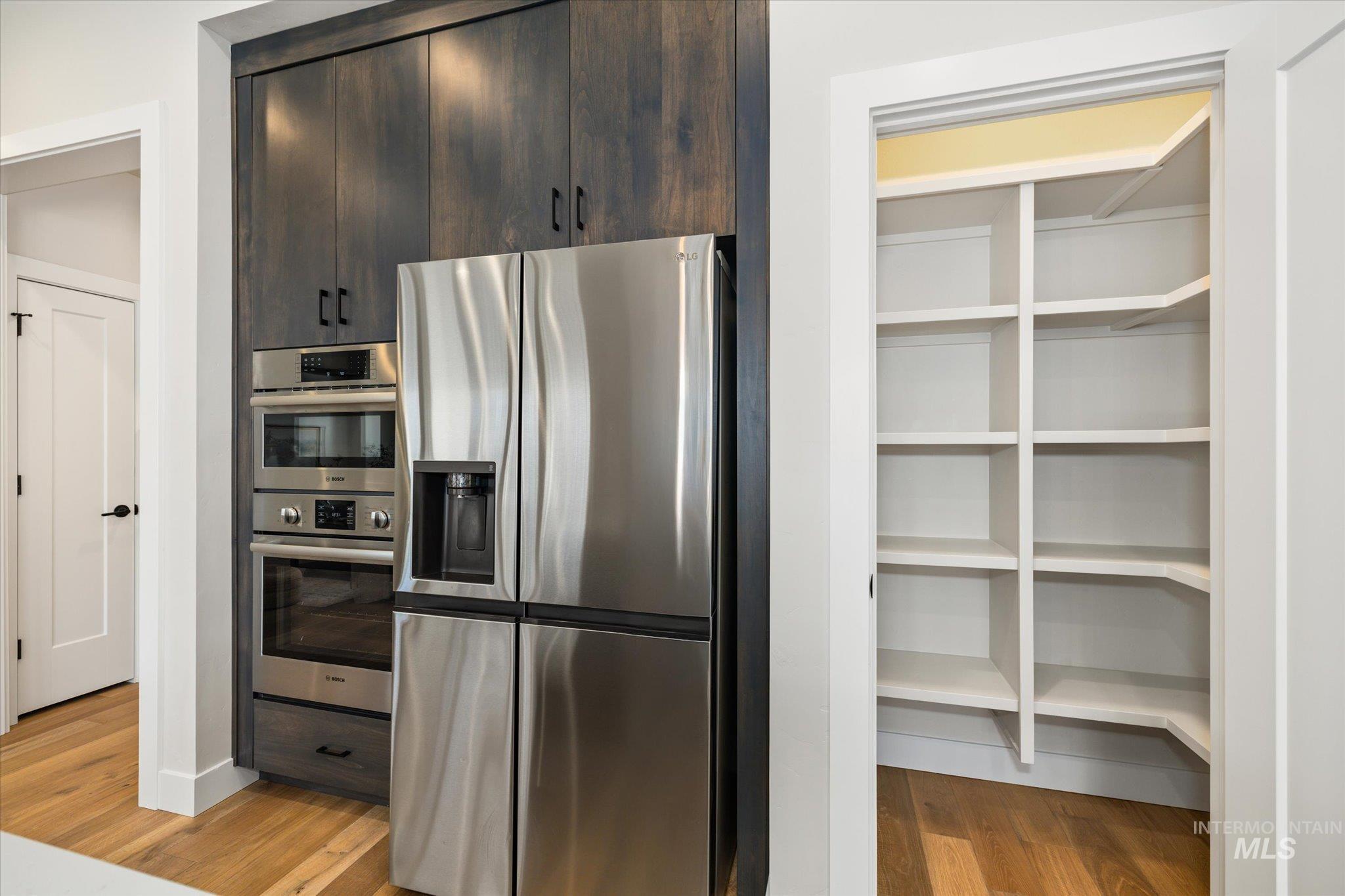 6638 S Capstone Ave, Meridian, Idaho 83642, 3 Bedrooms, 2.5 Bathrooms, Residential For Sale, Price $729,000,MLS 98973949