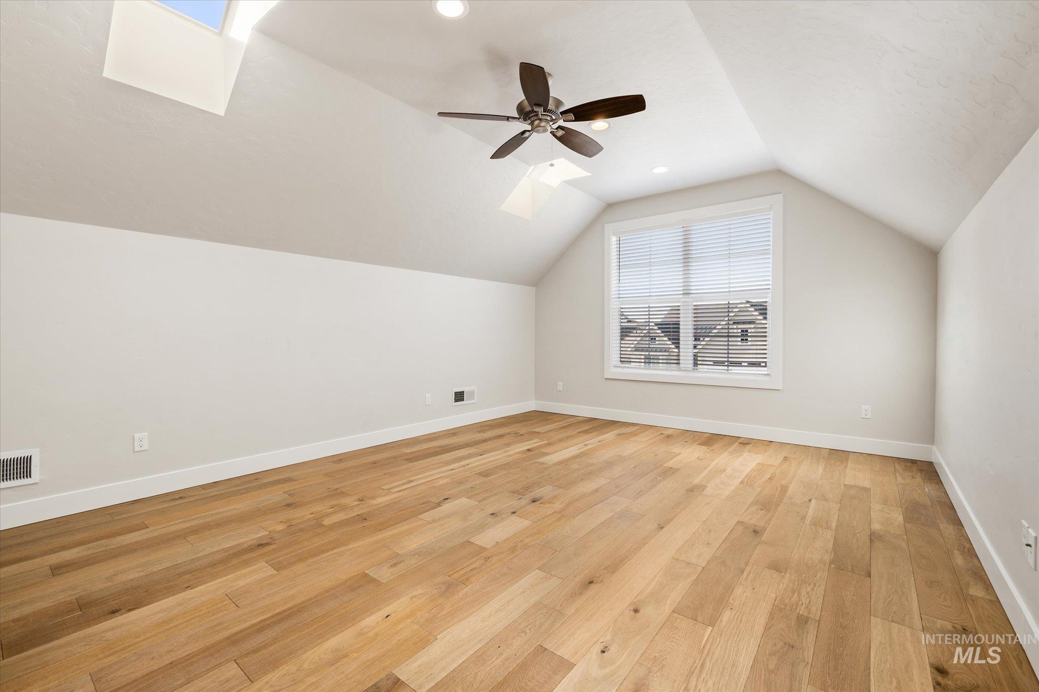 6638 S Capstone Ave, Meridian, Idaho 83642, 3 Bedrooms, 2.5 Bathrooms, Residential For Sale, Price $729,000,MLS 98973949