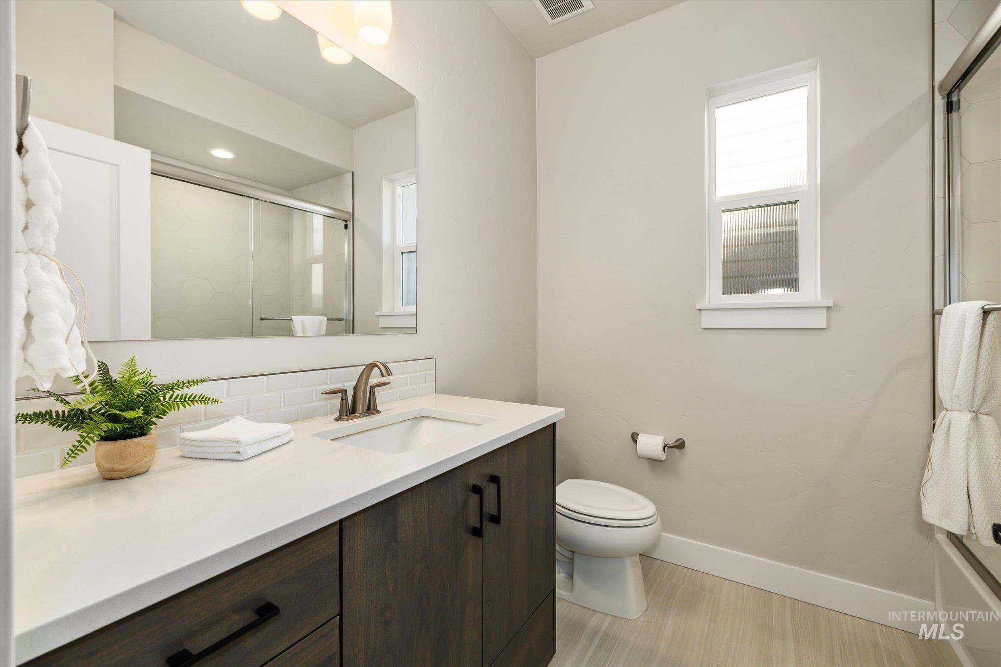 6638 S Capstone Ave, Meridian, Idaho 83642, 3 Bedrooms, 2.5 Bathrooms, Residential For Sale, Price $729,000,MLS 98973949