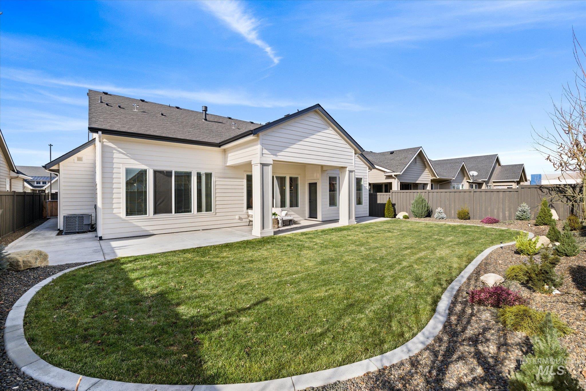 6638 S Capstone Ave, Meridian, Idaho 83642, 3 Bedrooms, 2.5 Bathrooms, Residential For Sale, Price $729,000,MLS 98973949