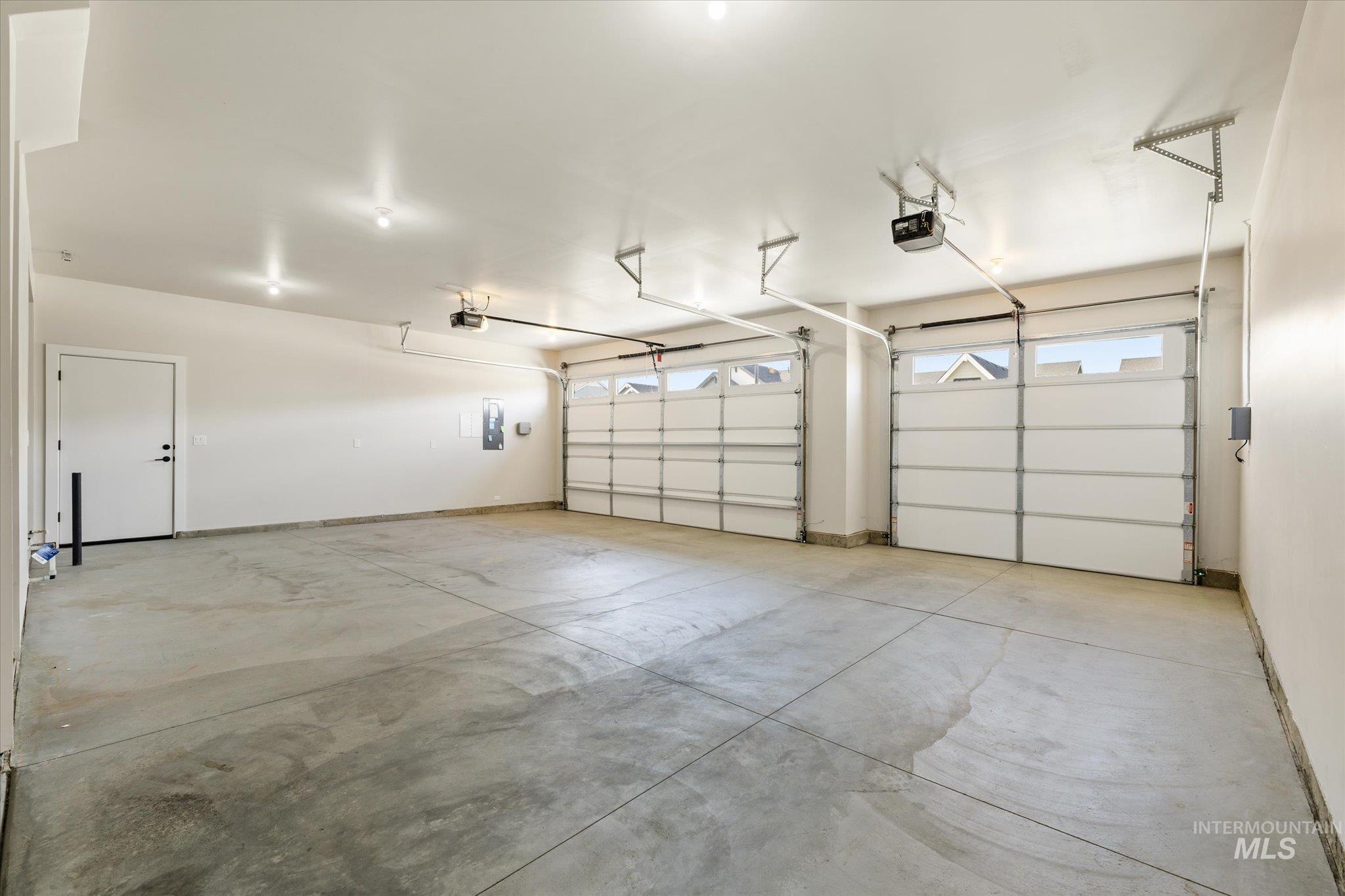 6638 S Capstone Ave, Meridian, Idaho 83642, 3 Bedrooms, 2.5 Bathrooms, Residential For Sale, Price $729,000,MLS 98973949