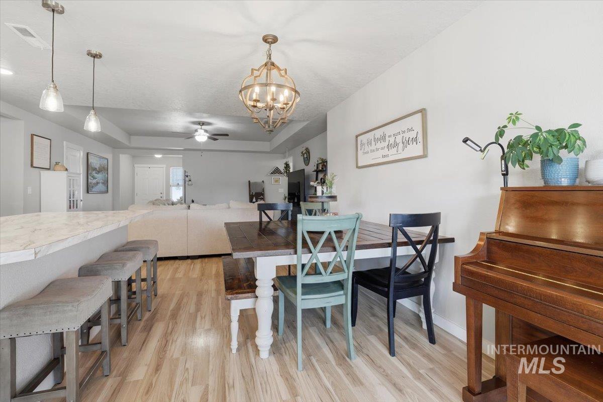 16682 Loggia Ave, Caldwell, Idaho 83607, 3 Bedrooms, 2 Bathrooms, Residential For Sale, Price $350,000,MLS 98973952