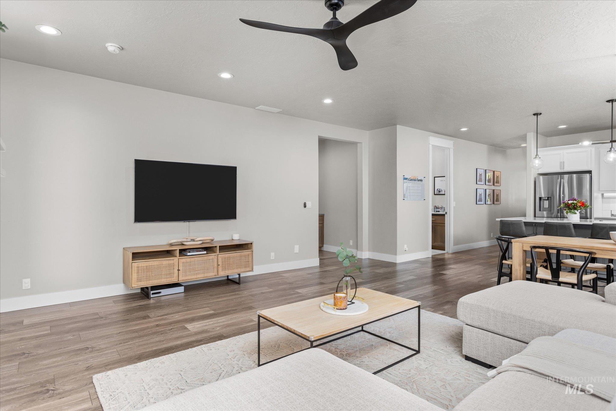 3332 W Lassen Dr, Boise, Idaho 83703, 5 Bedrooms, 4 Bathrooms, Residential For Sale, Price $899,000,MLS 98973955