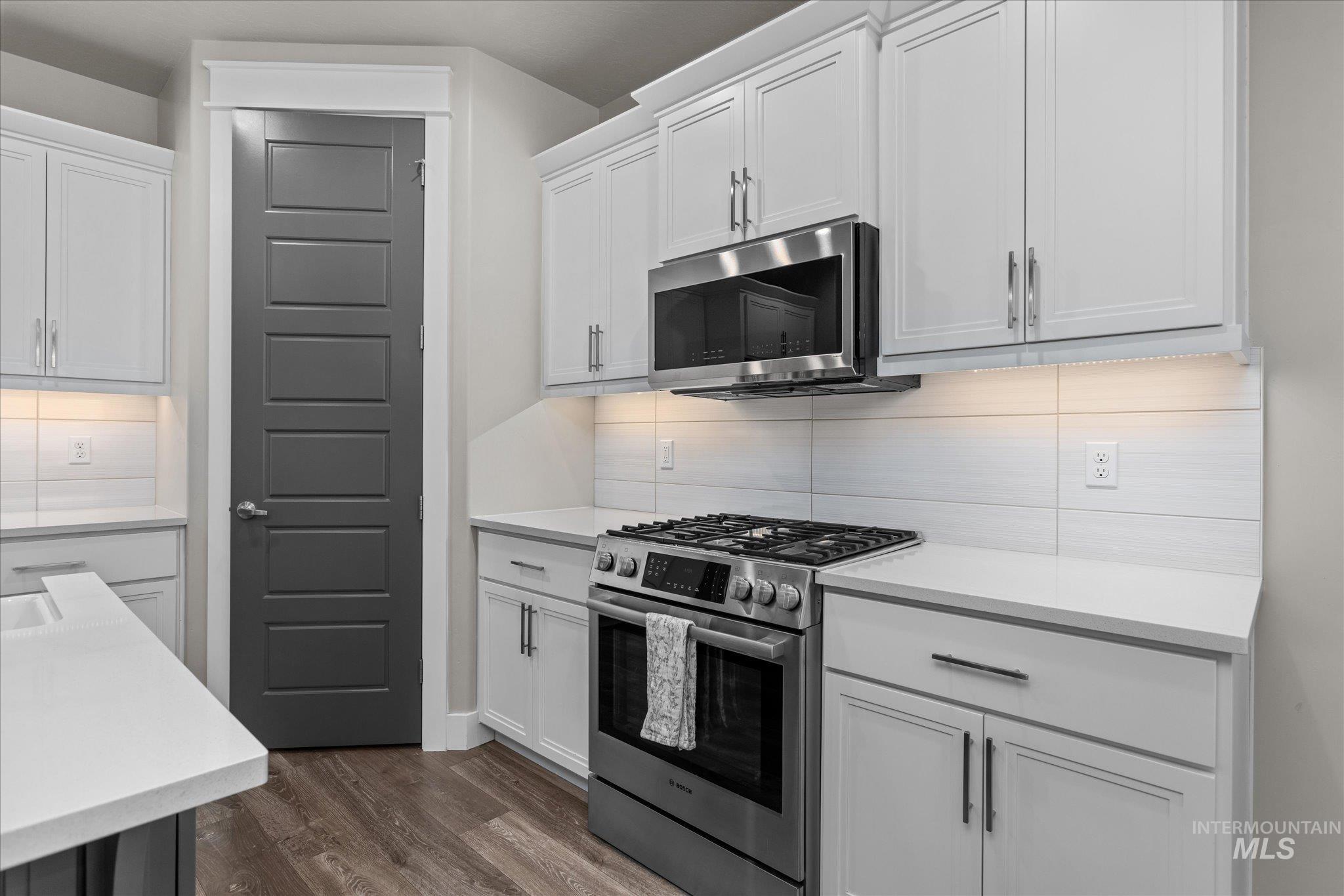 3332 W Lassen Dr, Boise, Idaho 83703, 5 Bedrooms, 4 Bathrooms, Residential For Sale, Price $899,000,MLS 98973955