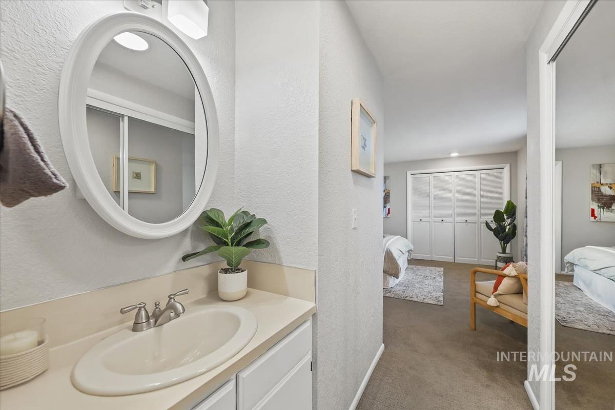 232 W Arrowrock, Boise, Idaho 83706-0000, 2 Bedrooms, 1.5 Bathrooms, Residential For Sale, Price $415,000,MLS 98973956