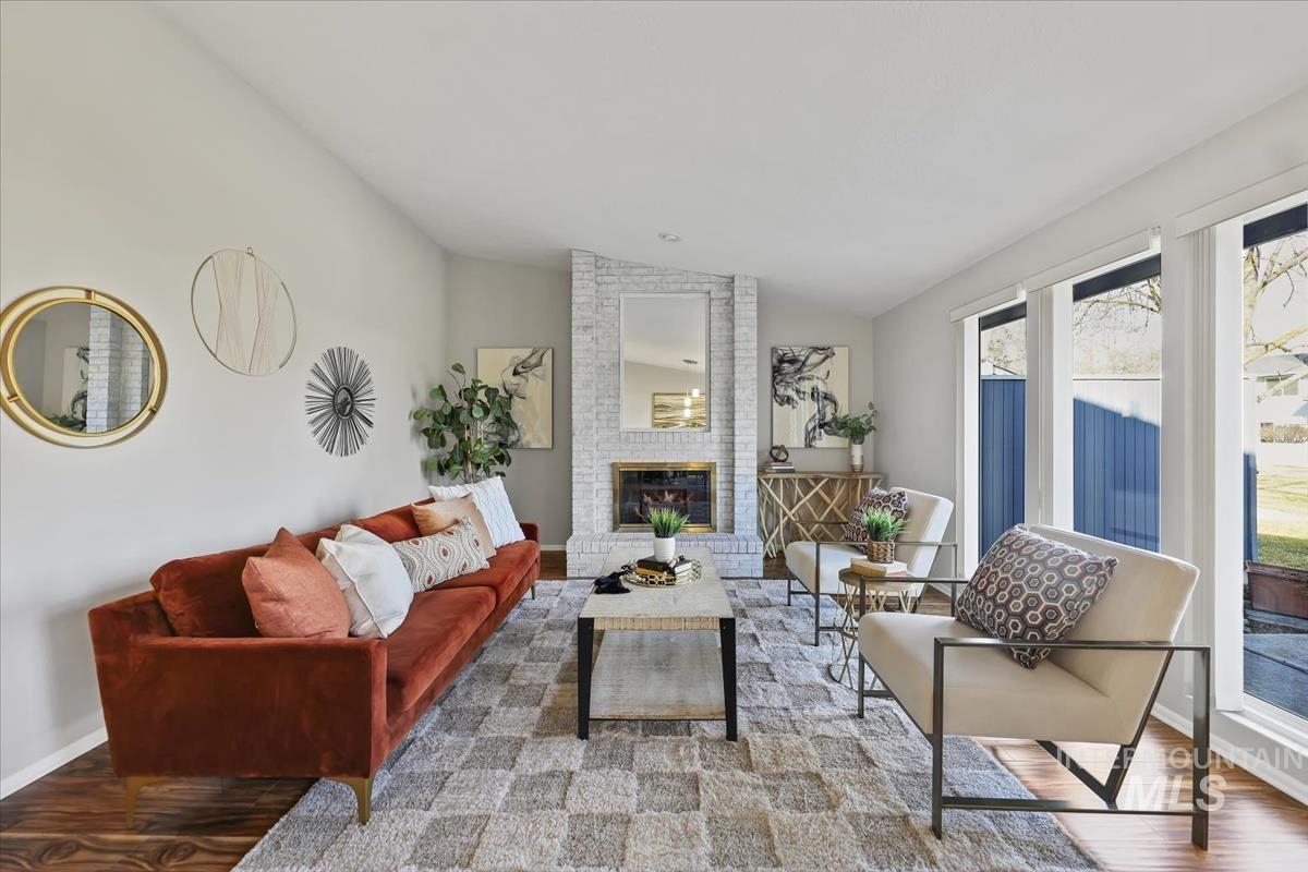 232 W Arrowrock, Boise, Idaho 83706-0000, 2 Bedrooms, 1.5 Bathrooms, Residential For Sale, Price $415,000,MLS 98973956