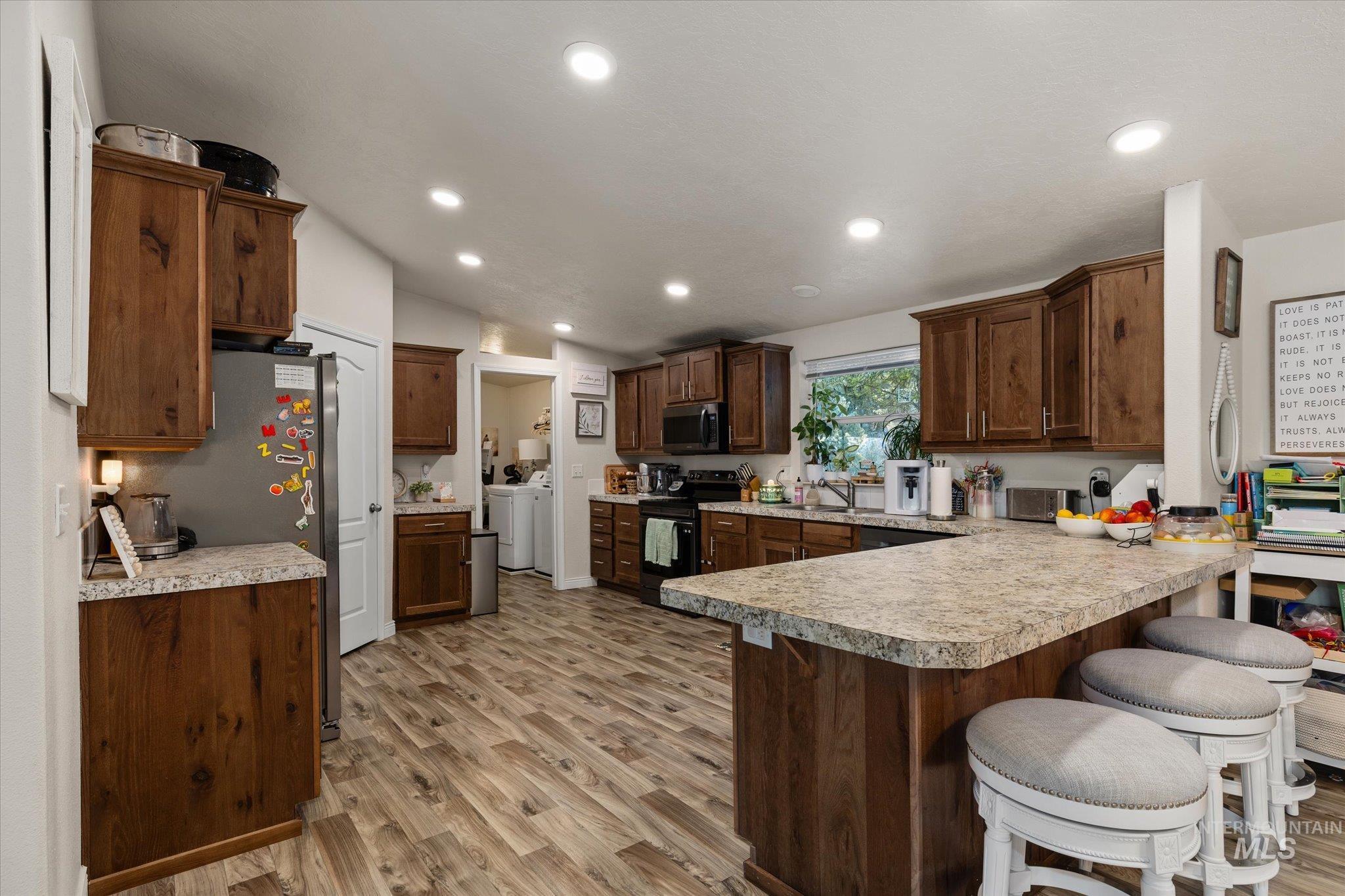 17 Mountain Meadow Way, Idaho City, Idaho 83631, 3 Bedrooms, 2 Bathrooms, Residential For Sale, Price $479,900,MLS 98973959