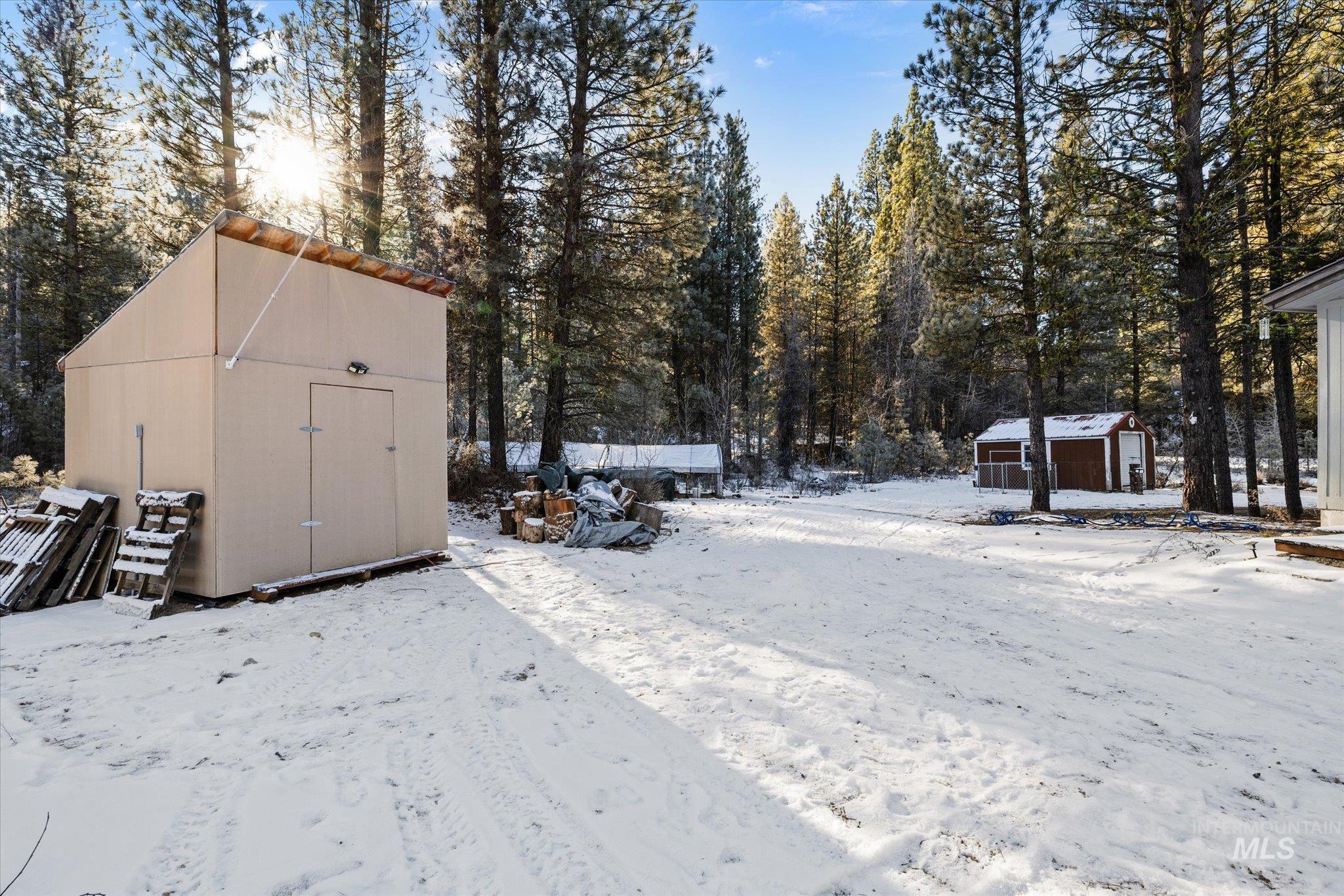 17 Mountain Meadow Way, Idaho City, Idaho 83631, 3 Bedrooms, 2 Bathrooms, Residential For Sale, Price $479,900,MLS 98973959