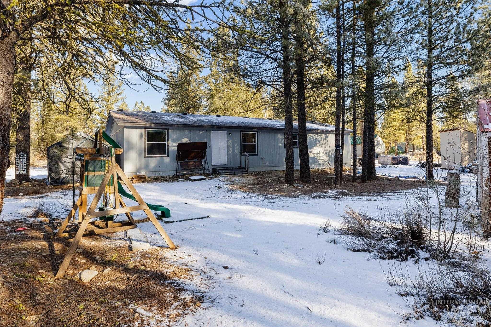 17 Mountain Meadow Way, Idaho City, Idaho 83631, 3 Bedrooms, 2 Bathrooms, Residential For Sale, Price $479,900,MLS 98973959