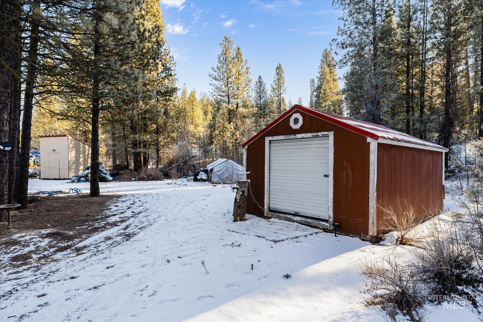 17 Mountain Meadow Way, Idaho City, Idaho 83631, 3 Bedrooms, 2 Bathrooms, Residential For Sale, Price $479,900,MLS 98973959