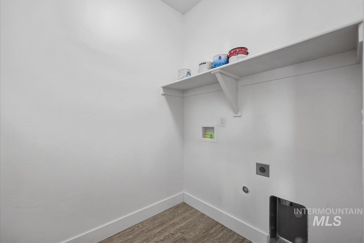 106 Thunder Mountain Ct., Homedale, Idaho 83628, 3 Bedrooms, 2 Bathrooms, Residential For Sale, Price $345,000,MLS 98973961