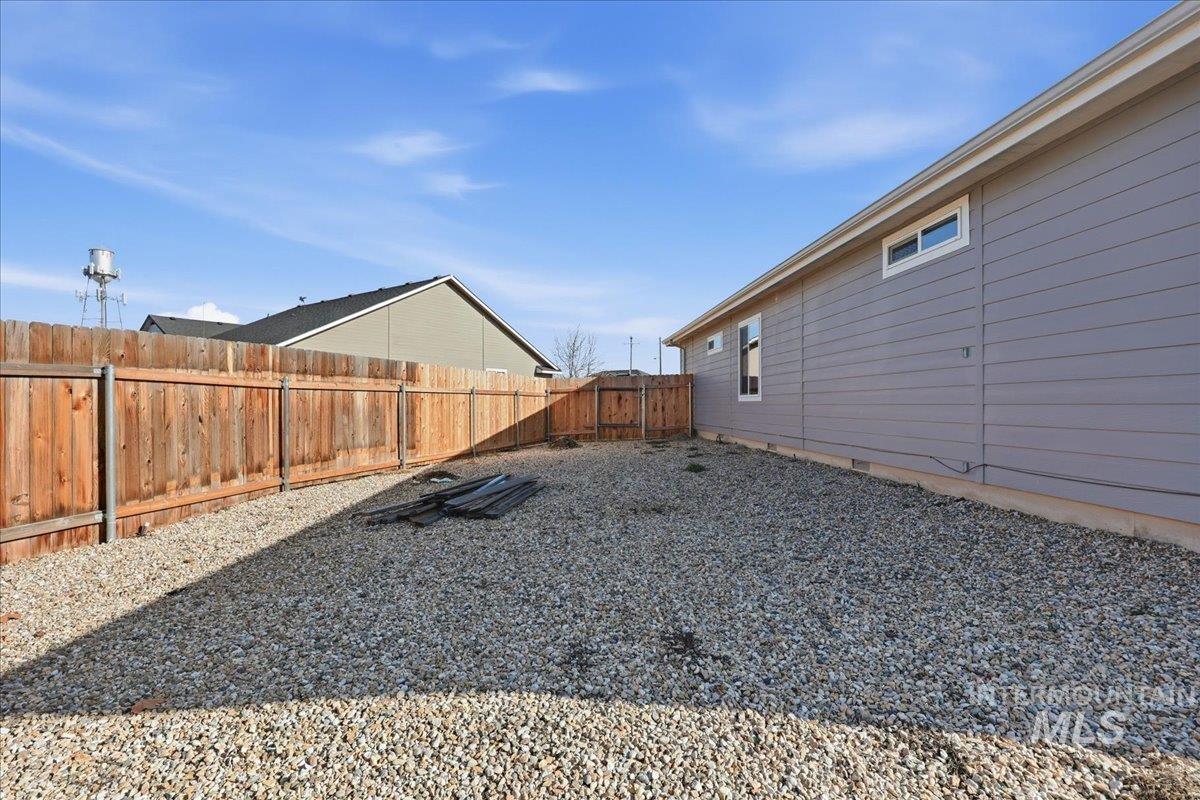 106 Thunder Mountain Ct., Homedale, Idaho 83628, 3 Bedrooms, 2 Bathrooms, Residential For Sale, Price $345,000,MLS 98973961