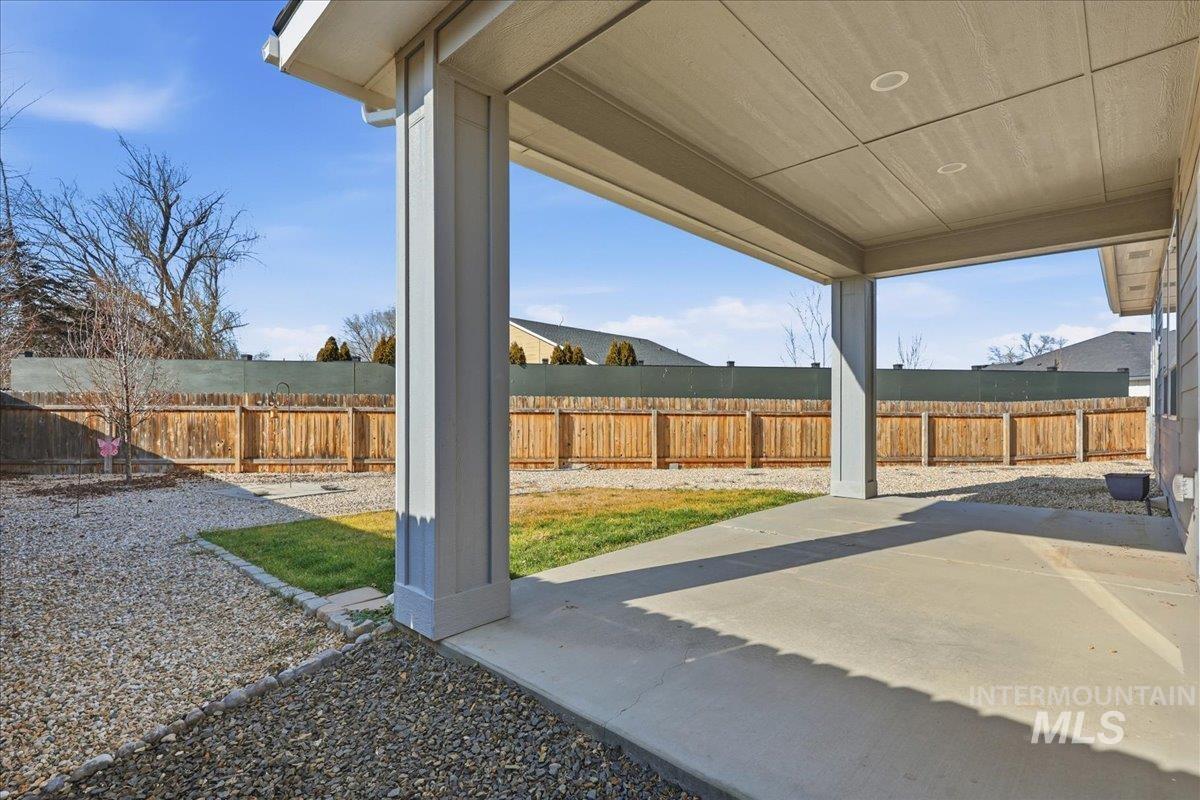 106 Thunder Mountain Ct., Homedale, Idaho 83628, 3 Bedrooms, 2 Bathrooms, Residential For Sale, Price $345,000,MLS 98973961