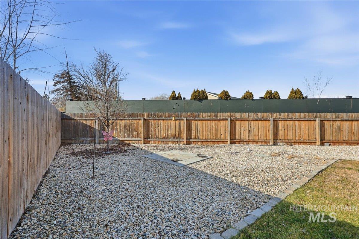 106 Thunder Mountain Ct., Homedale, Idaho 83628, 3 Bedrooms, 2 Bathrooms, Residential For Sale, Price $345,000,MLS 98973961