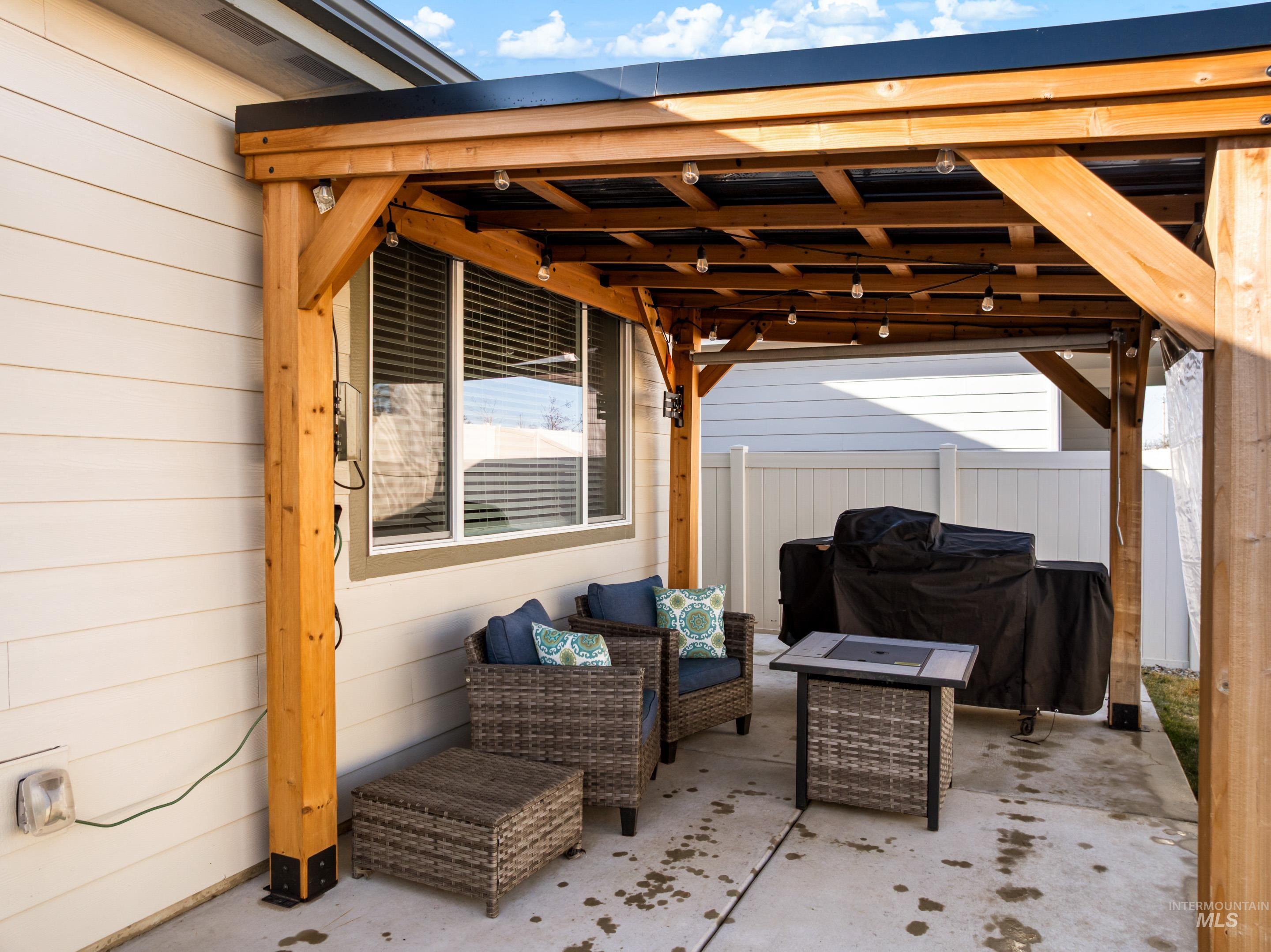 9030 W Bowie St, Star, Idaho 83669, 3 Bedrooms, 2 Bathrooms, Residential For Sale, Price $499,990,MLS 98973962