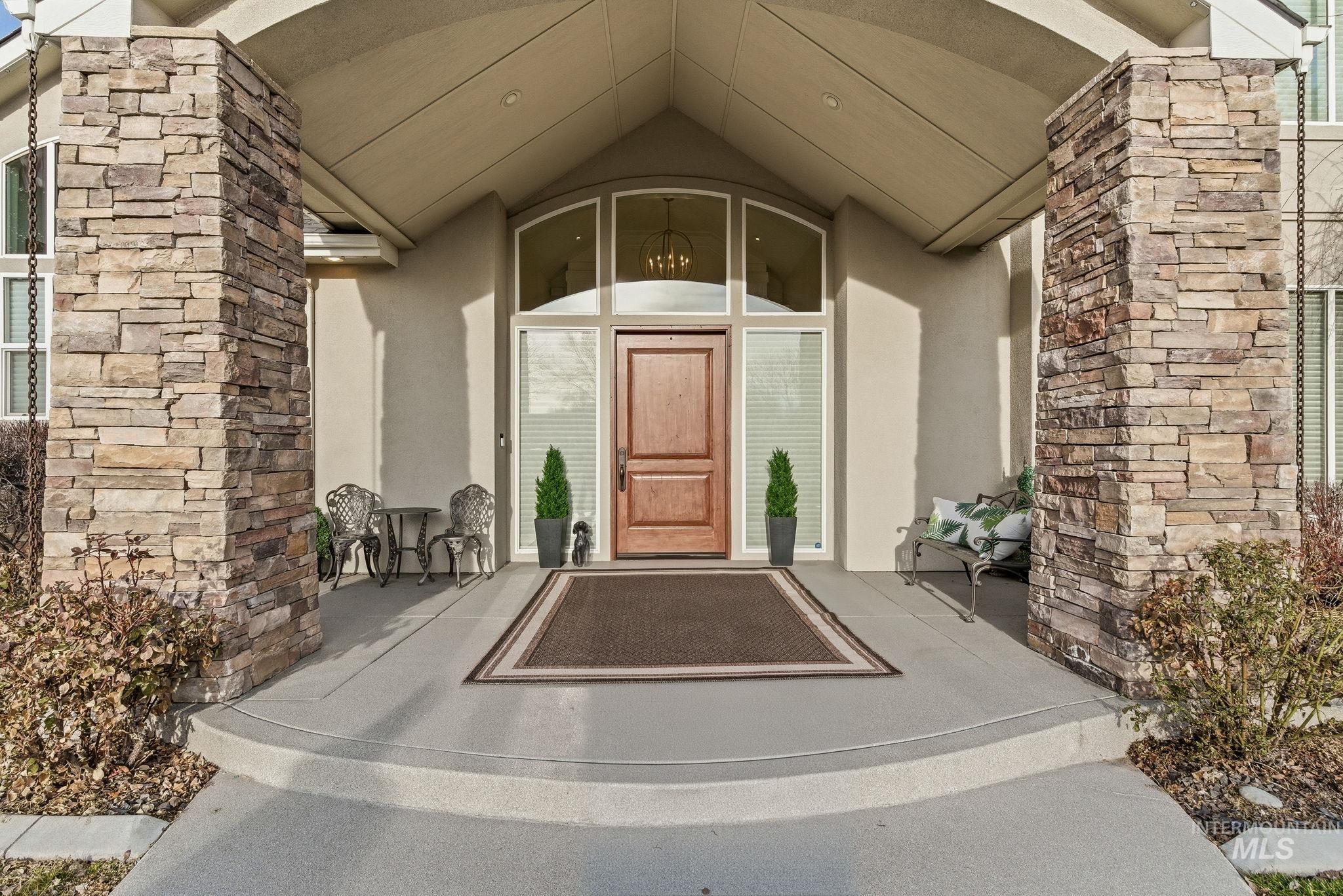 352 N Havasu Ct, Eagle, Idaho 83616, 3 Bedrooms, 3.5 Bathrooms, Residential For Sale, Price $1,149,999,MLS 98973963