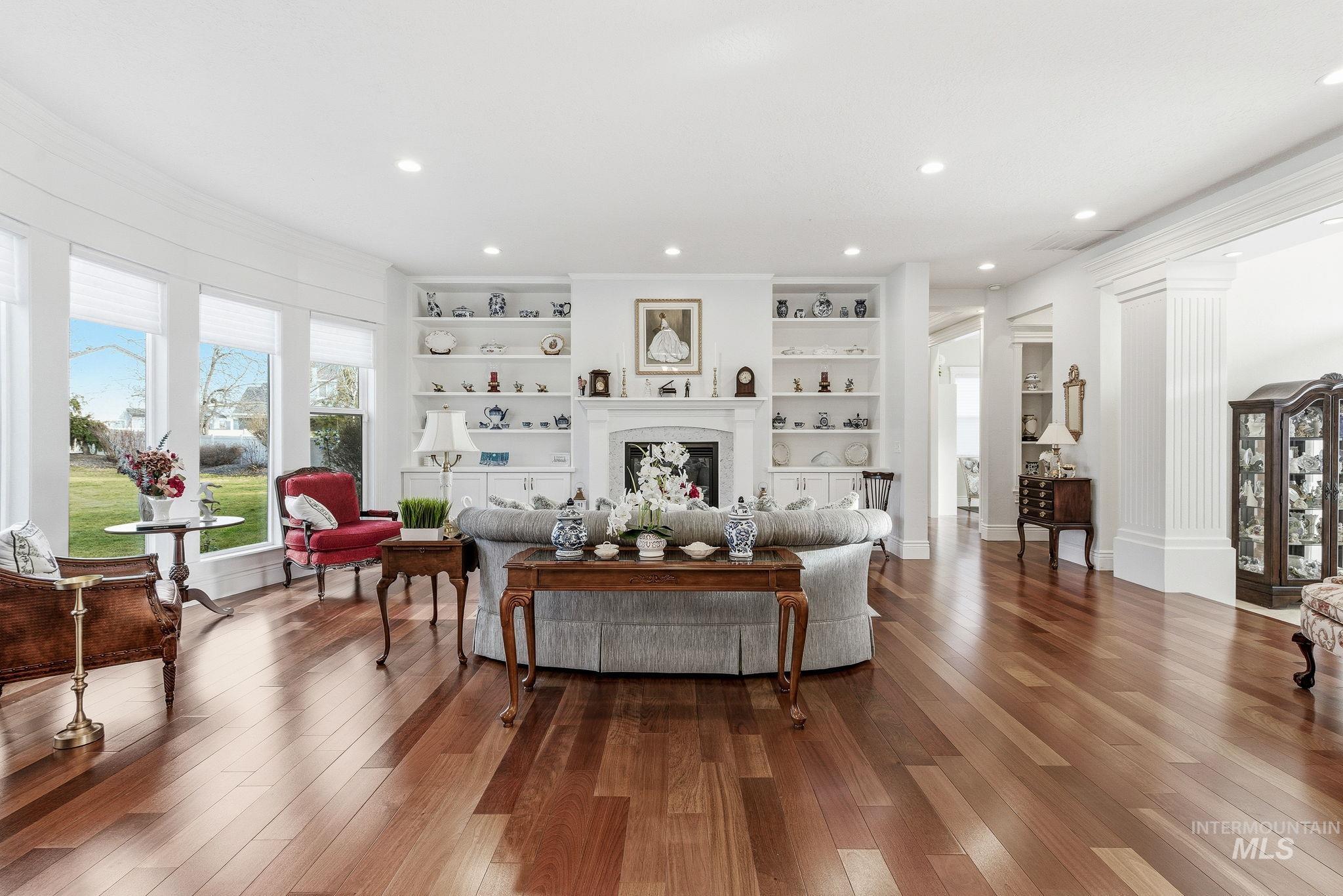 352 N Havasu Ct, Eagle, Idaho 83616, 3 Bedrooms, 3.5 Bathrooms, Residential For Sale, Price $1,149,999,MLS 98973963