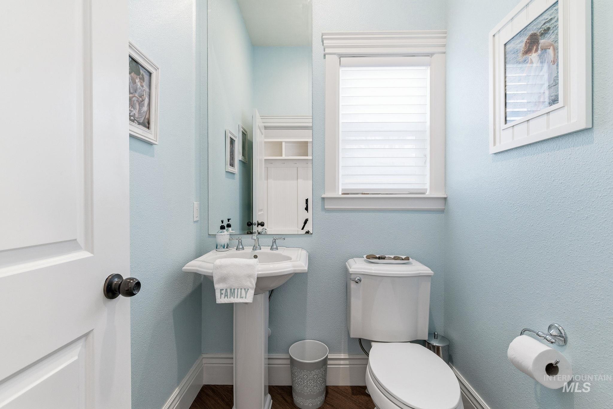 352 N Havasu Ct, Eagle, Idaho 83616, 3 Bedrooms, 3.5 Bathrooms, Residential For Sale, Price $1,149,999,MLS 98973963