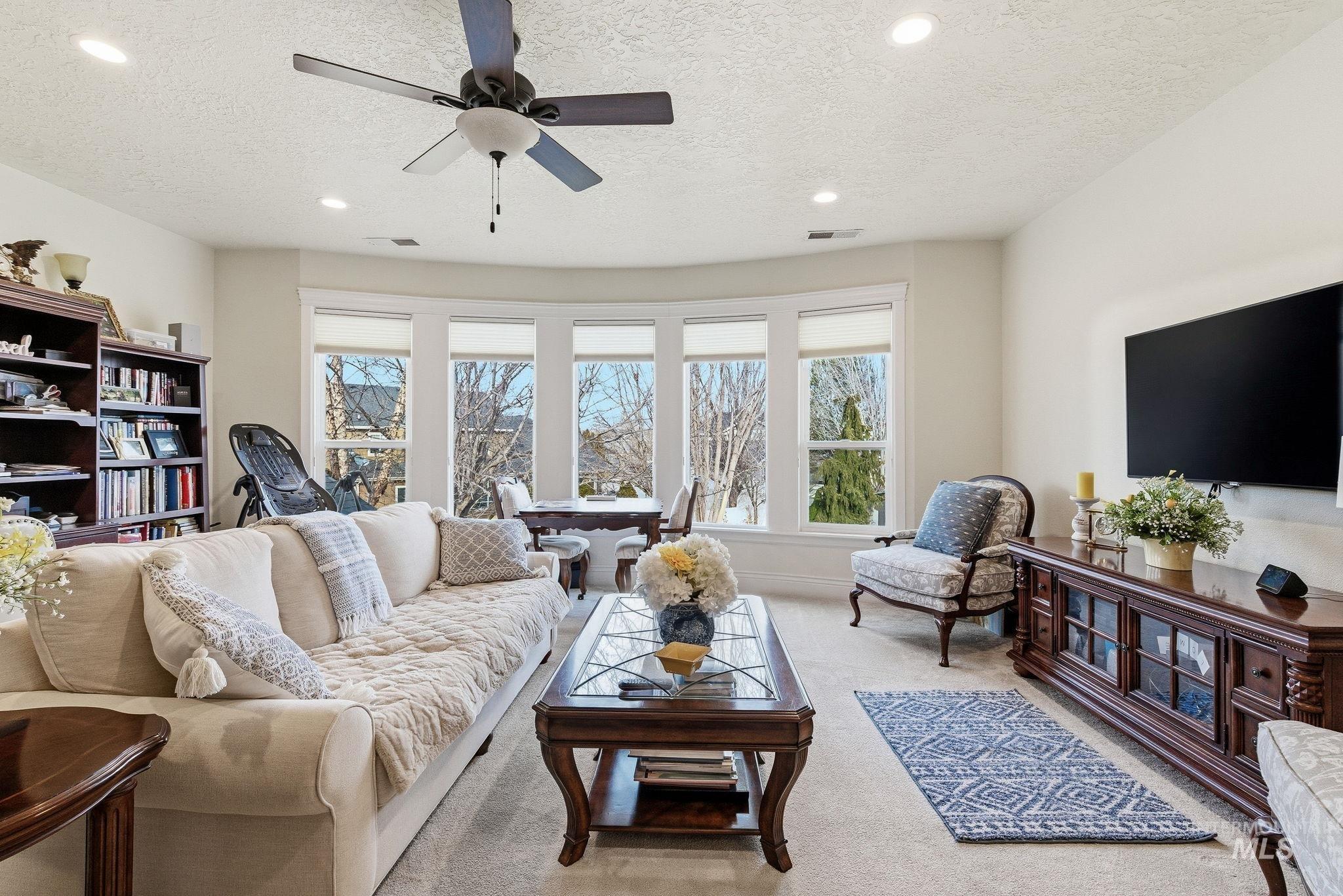 352 N Havasu Ct, Eagle, Idaho 83616, 3 Bedrooms, 3.5 Bathrooms, Residential For Sale, Price $1,149,999,MLS 98973963