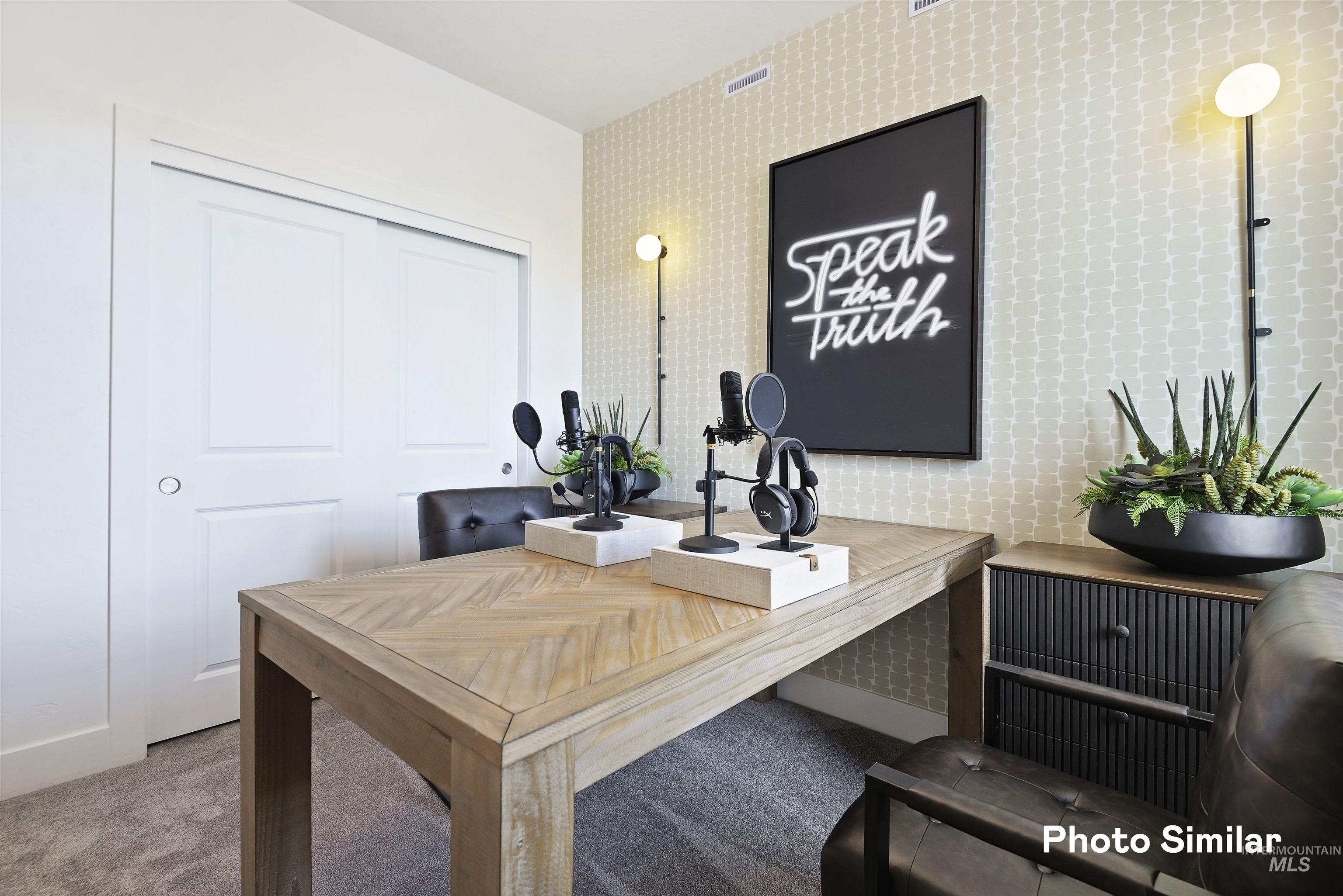 1785 N Big Star Ave, Eagle, Idaho 83616, 4 Bedrooms, 3 Bathrooms, Residential For Sale, Price $462,900,MLS 98973964