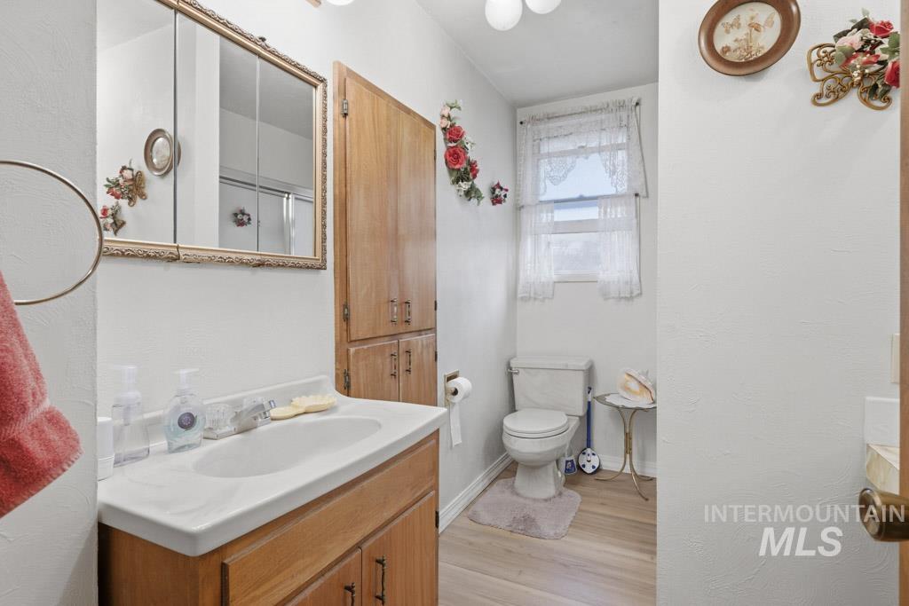 307 Cleveland Street, Asotin, Washington 99402, 4 Bedrooms, 2.5 Bathrooms, Residential For Sale, Price $430,000,MLS 98973965