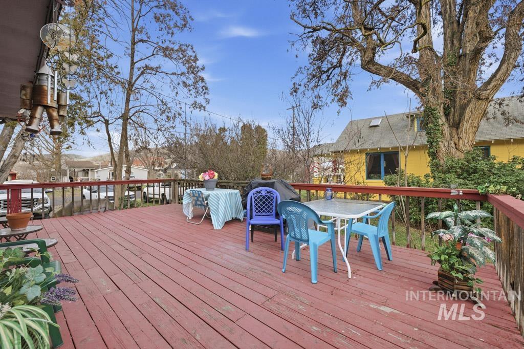 307 Cleveland Street, Asotin, Washington 99402, 4 Bedrooms, 2.5 Bathrooms, Residential For Sale, Price $430,000,MLS 98973965