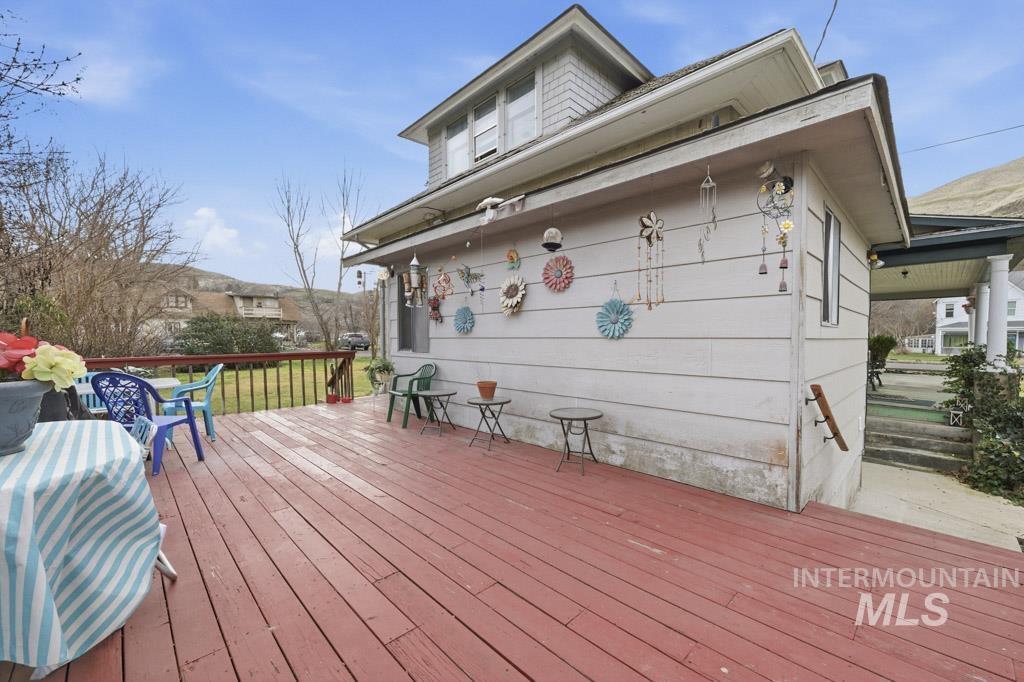 307 Cleveland Street, Asotin, Washington 99402, 4 Bedrooms, 2.5 Bathrooms, Residential For Sale, Price $430,000,MLS 98973965