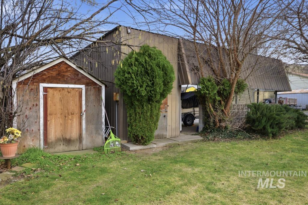 307 Cleveland Street, Asotin, Washington 99402, 4 Bedrooms, 2.5 Bathrooms, Residential For Sale, Price $430,000,MLS 98973965