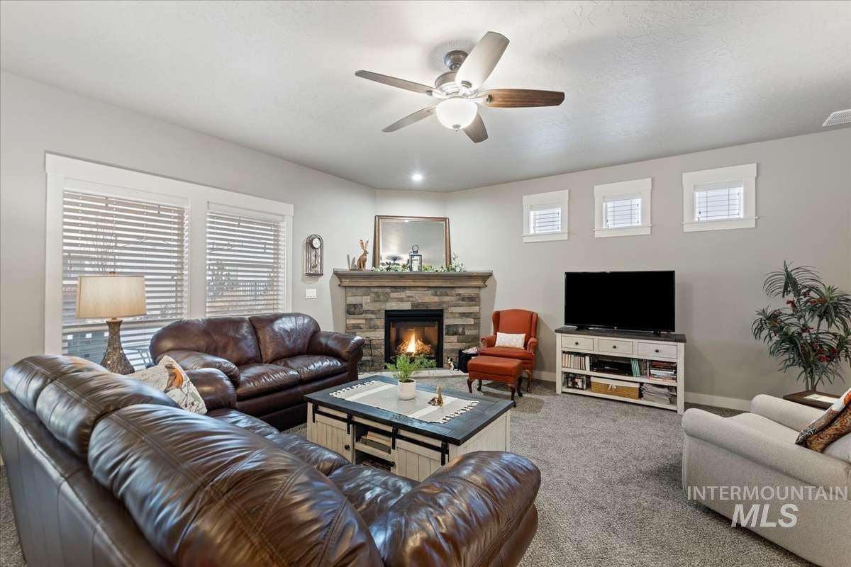 4566 S Gabbro Way, Nampa, Idaho 83686, 3 Bedrooms, 2 Bathrooms, Residential For Sale, Price $495,000,MLS 98973967