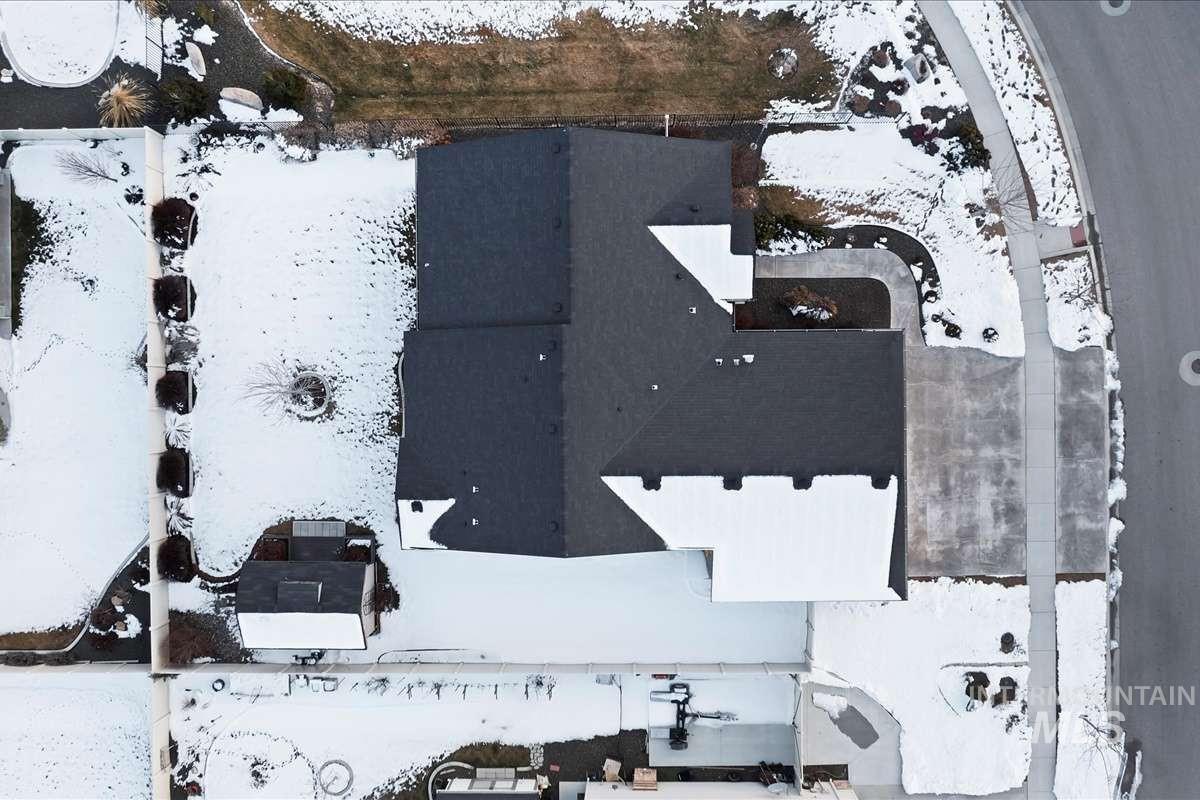 4566 S Gabbro Way, Nampa, Idaho 83686, 3 Bedrooms, 2 Bathrooms, Residential For Sale, Price $495,000,MLS 98973967