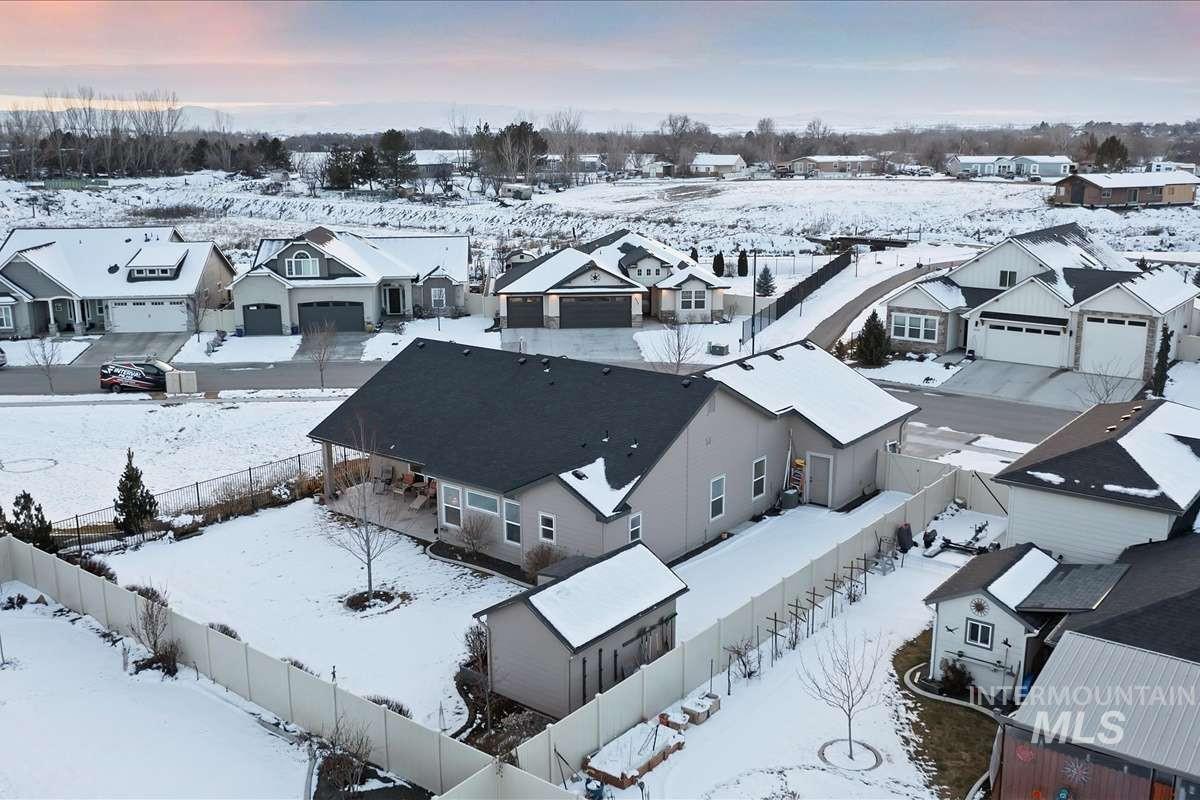 4566 S Gabbro Way, Nampa, Idaho 83686, 3 Bedrooms, 2 Bathrooms, Residential For Sale, Price $495,000,MLS 98973967