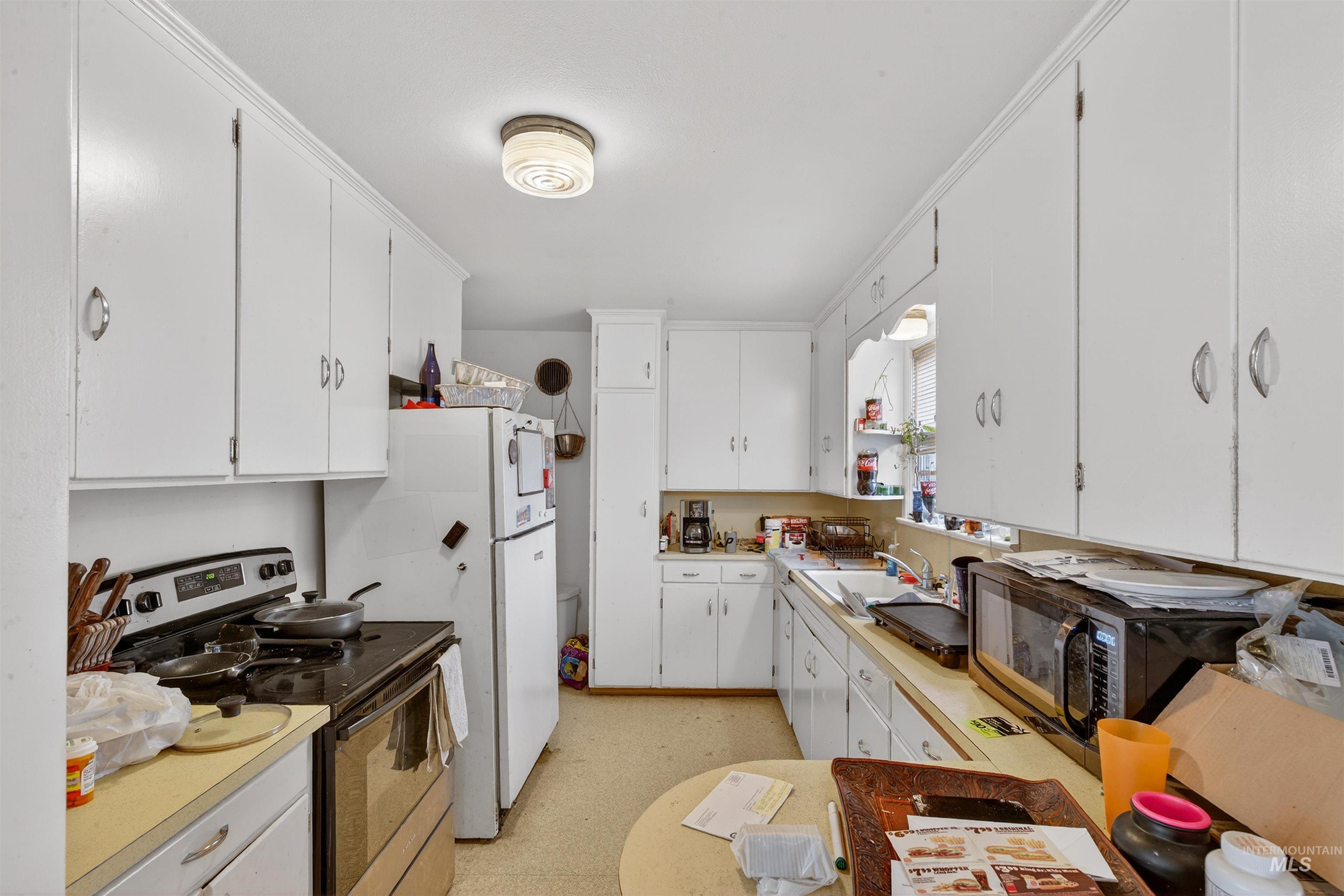 1009 Burrell Ave, Lewiston, Idaho 83501, 4 Bedrooms, 2 Bathrooms, Residential For Sale, Price $359,900,MLS 98973969