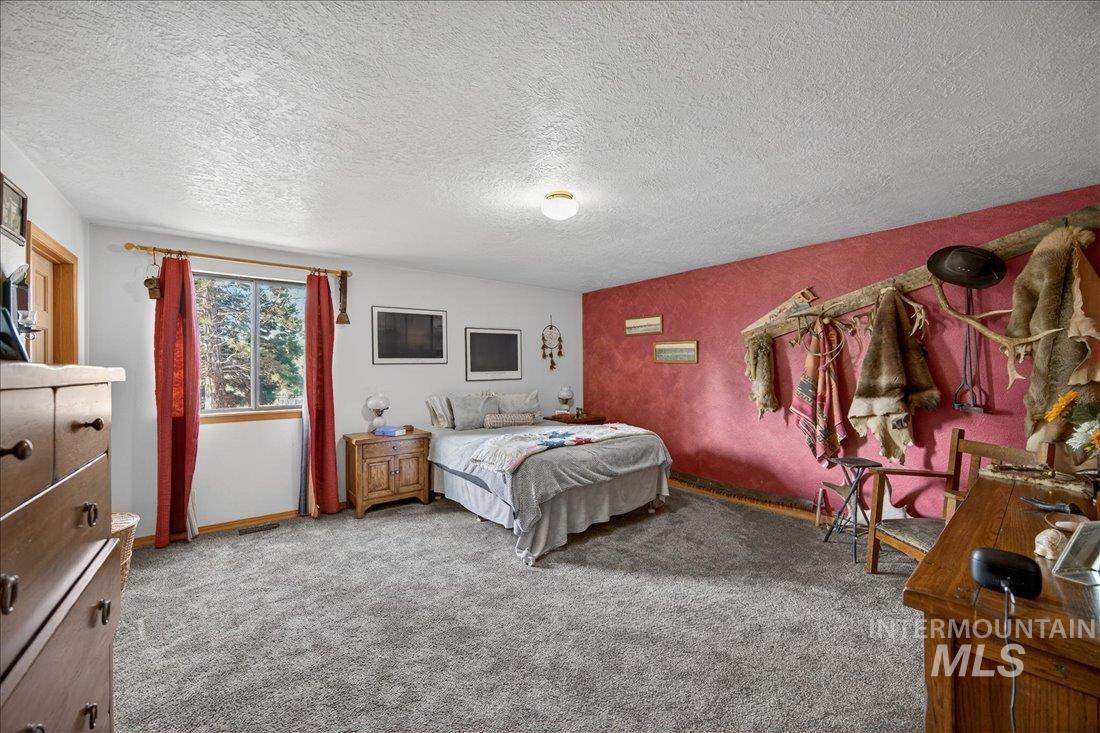 1015 S Main Street, Star, Idaho 83669, 3 Bedrooms, 2 Bathrooms, Residential For Sale, Price $2,150,000,MLS 98973975