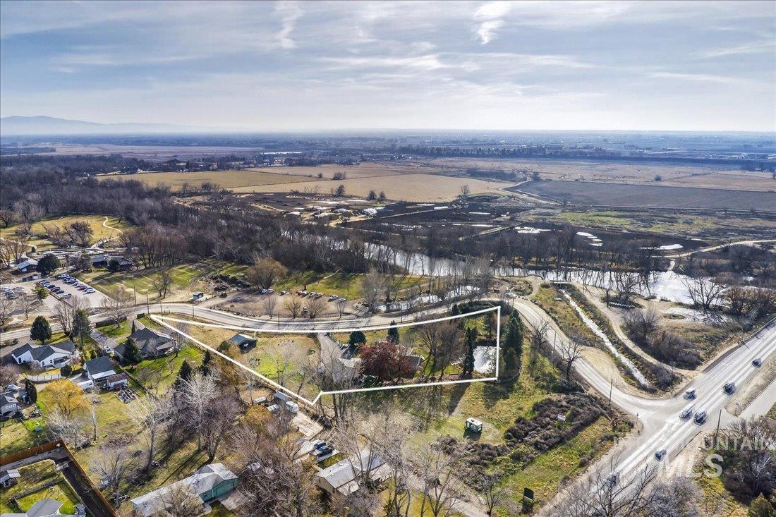 1015 S Main Street, Star, Idaho 83669, 3 Bedrooms, 2 Bathrooms, Residential For Sale, Price $2,150,000,MLS 98973975