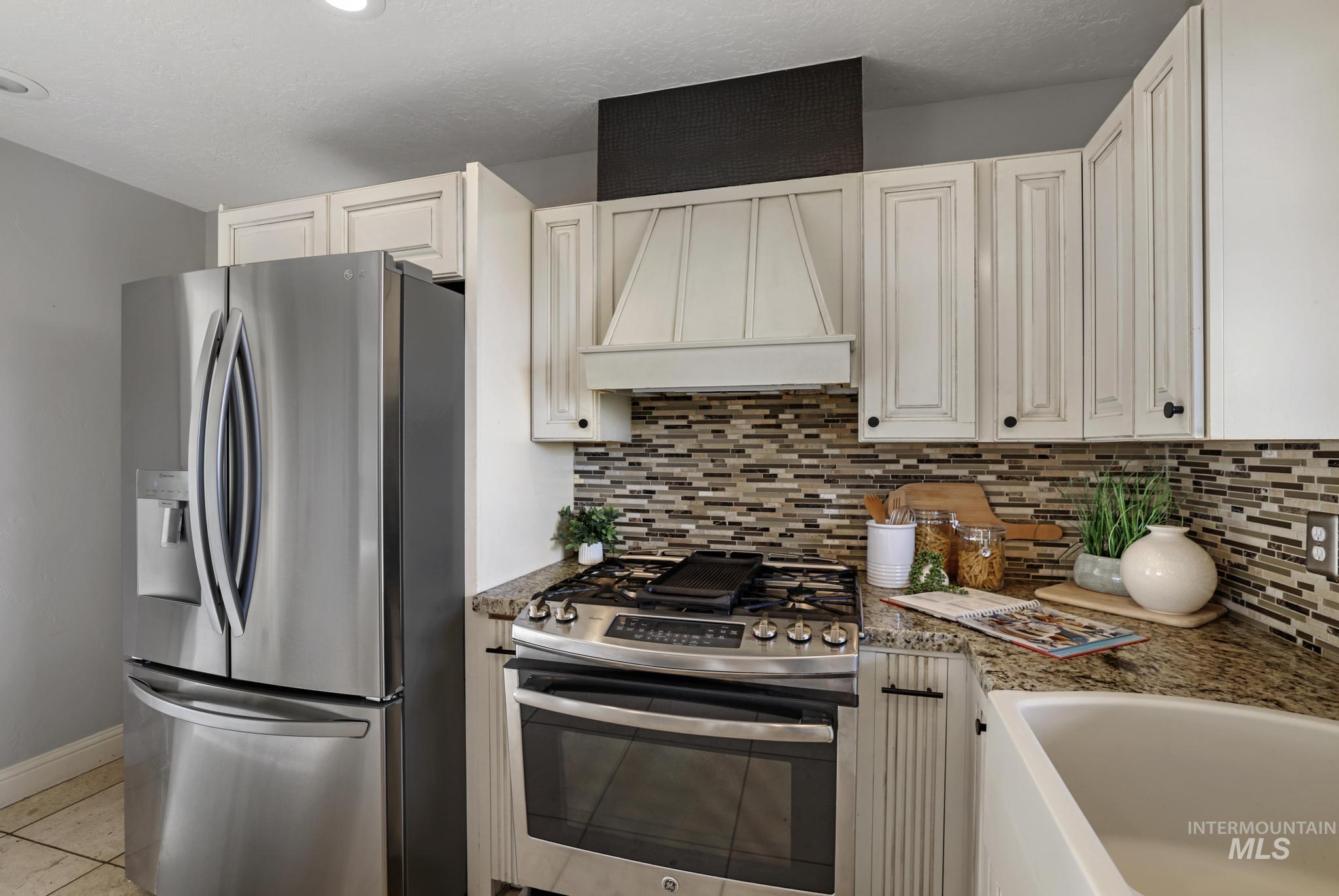 111 View Dr, Jerome, Idaho 83338, 4 Bedrooms, 3 Bathrooms, Residential For Sale, Price $825,000,MLS 98973978